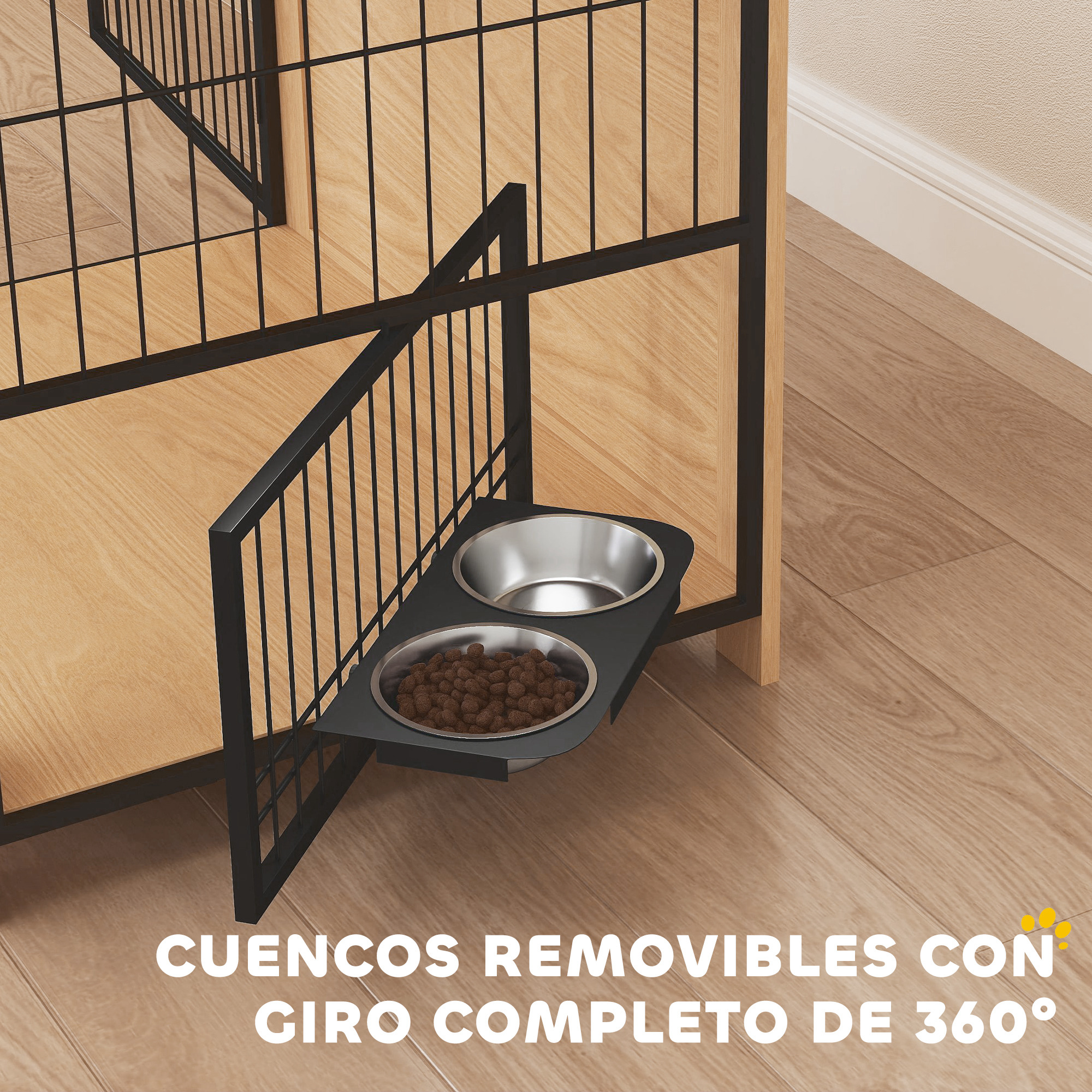 Un soporte de metal negro para cuencos para perros con dos cuencos de acero inoxidable, uno con comida. El soporte es parte de un recinto para perros.