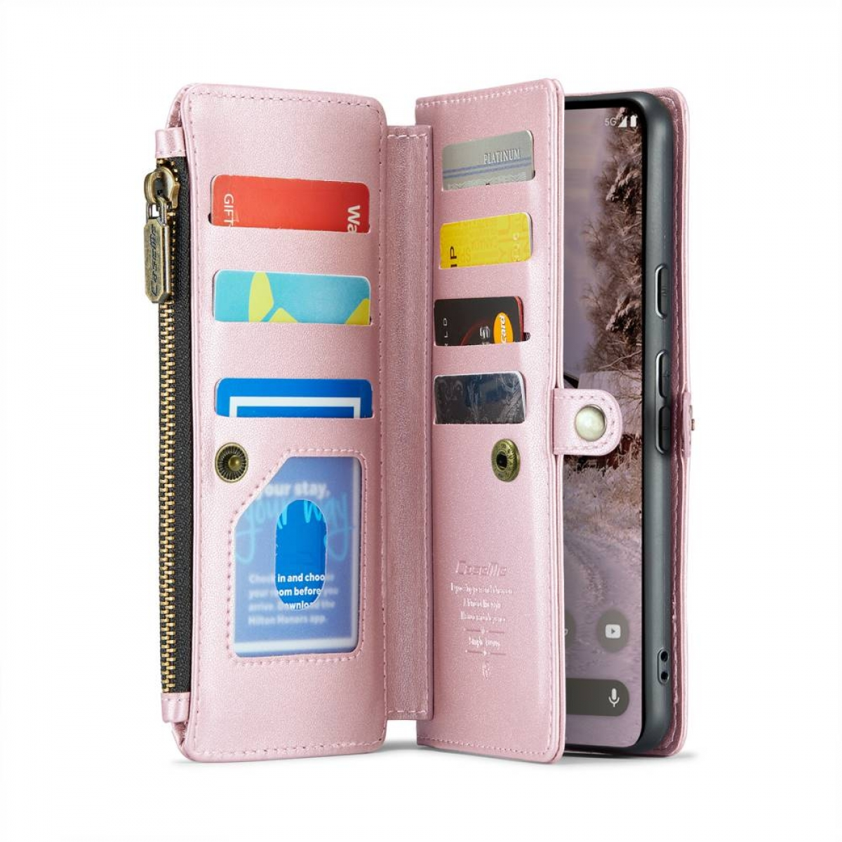 Rosa Geldbörse mit Karten und einem Telefon. Die Geldbörse ist geöffnet und zeigt Kartenfächer und ein Telefon in einer Hülle.