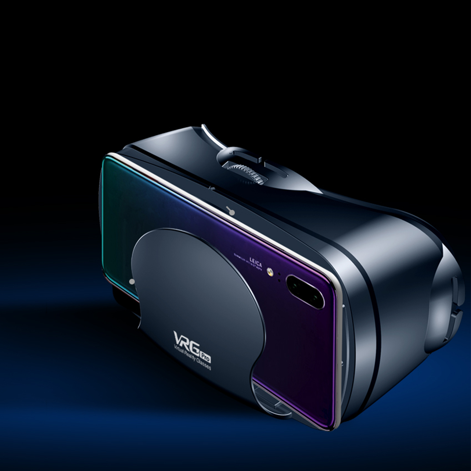 Unos auriculares de realidad virtual con un teléfono insertado. El teléfono es morado con el logo Leica, los auriculares son negros.