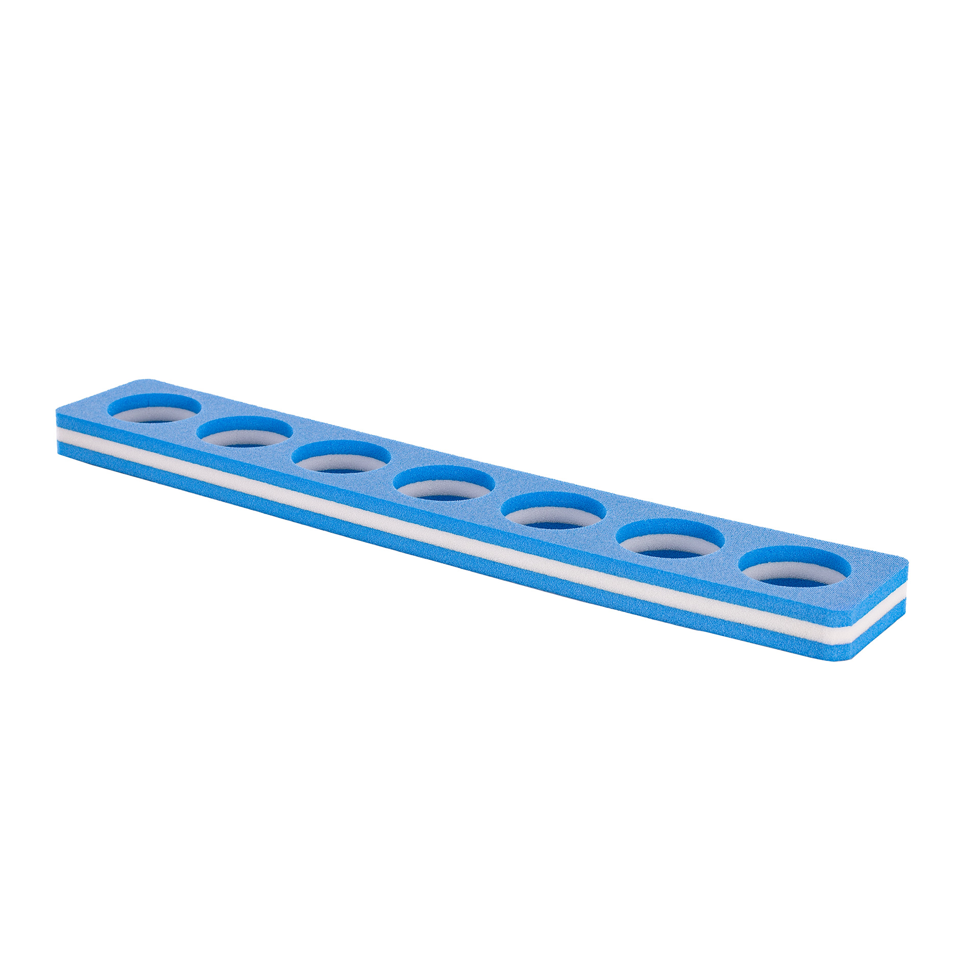 Un oggetto di schiuma blu e bianca con sei fori circolari. È rettangolare e su sfondo bianco.