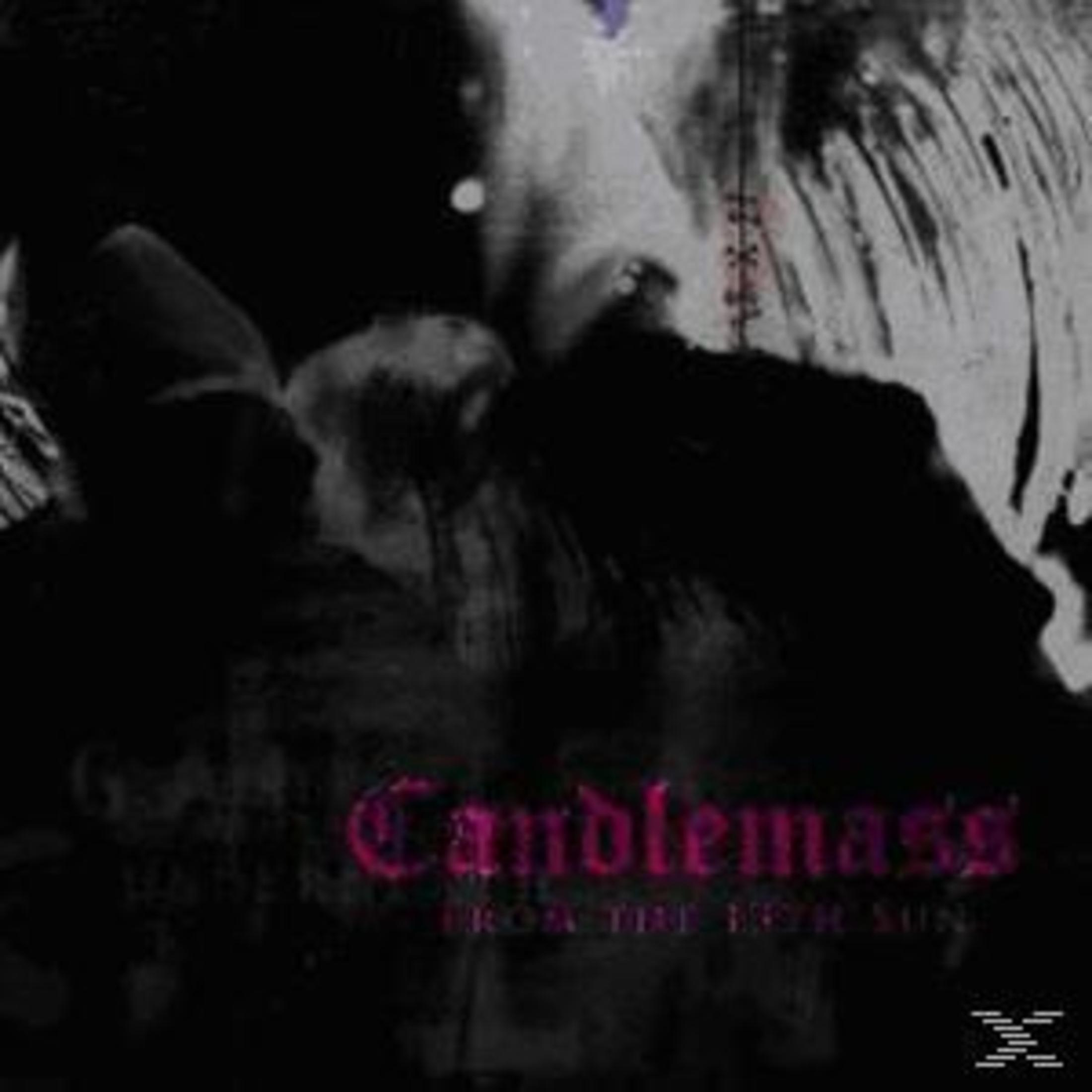 Albumcover für Candlemass. Dunkles Bild mit gotischer Schrift. Schwarzer Hintergrund mit verschwommenen weißen und violetten Akzenten.