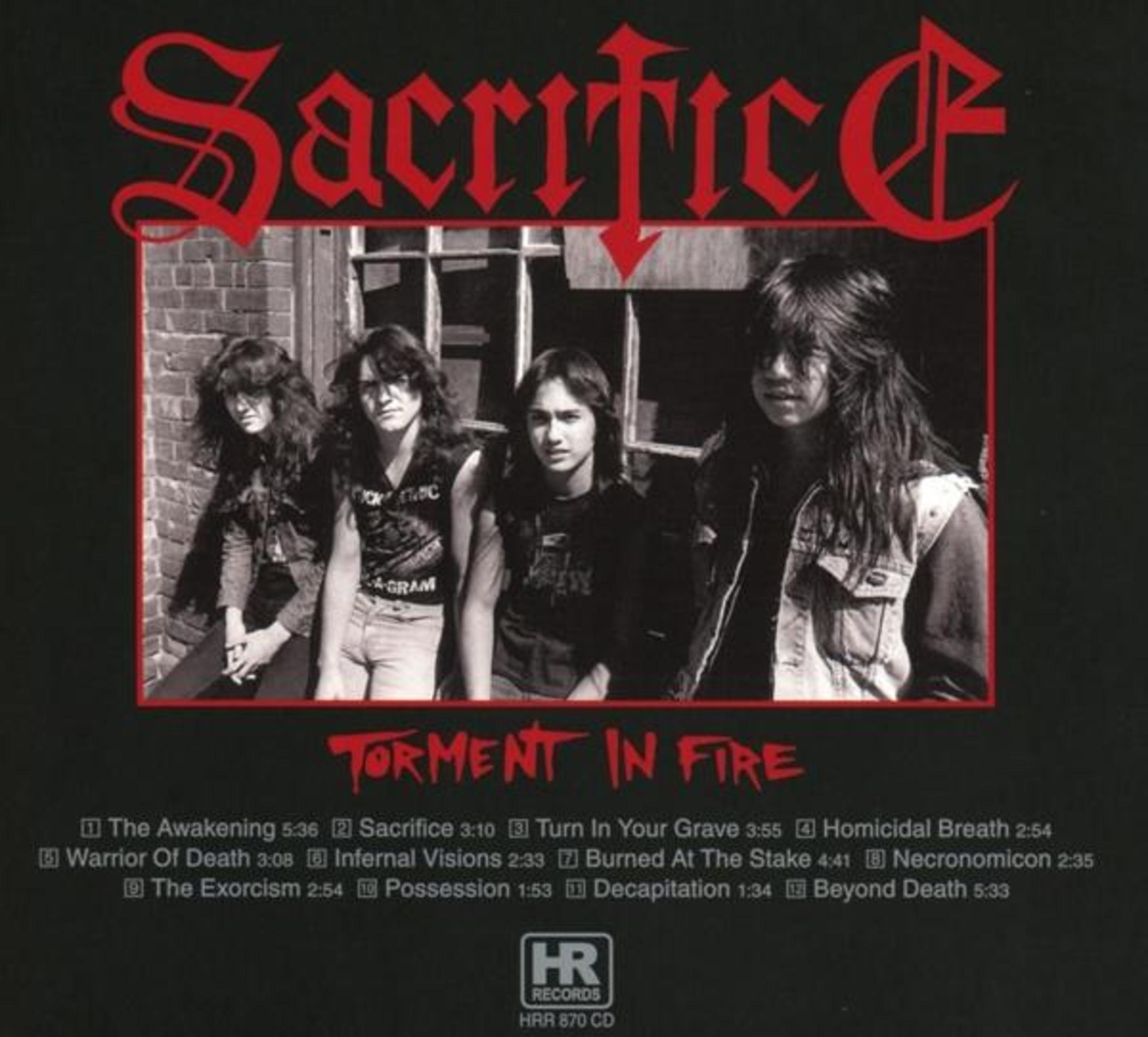 Albumcover mit Bandmitgliedern und Songtiteln. Titel: Sacrifice, Album: Torment in Fire. Roter Text auf schwarzem Hintergrund.