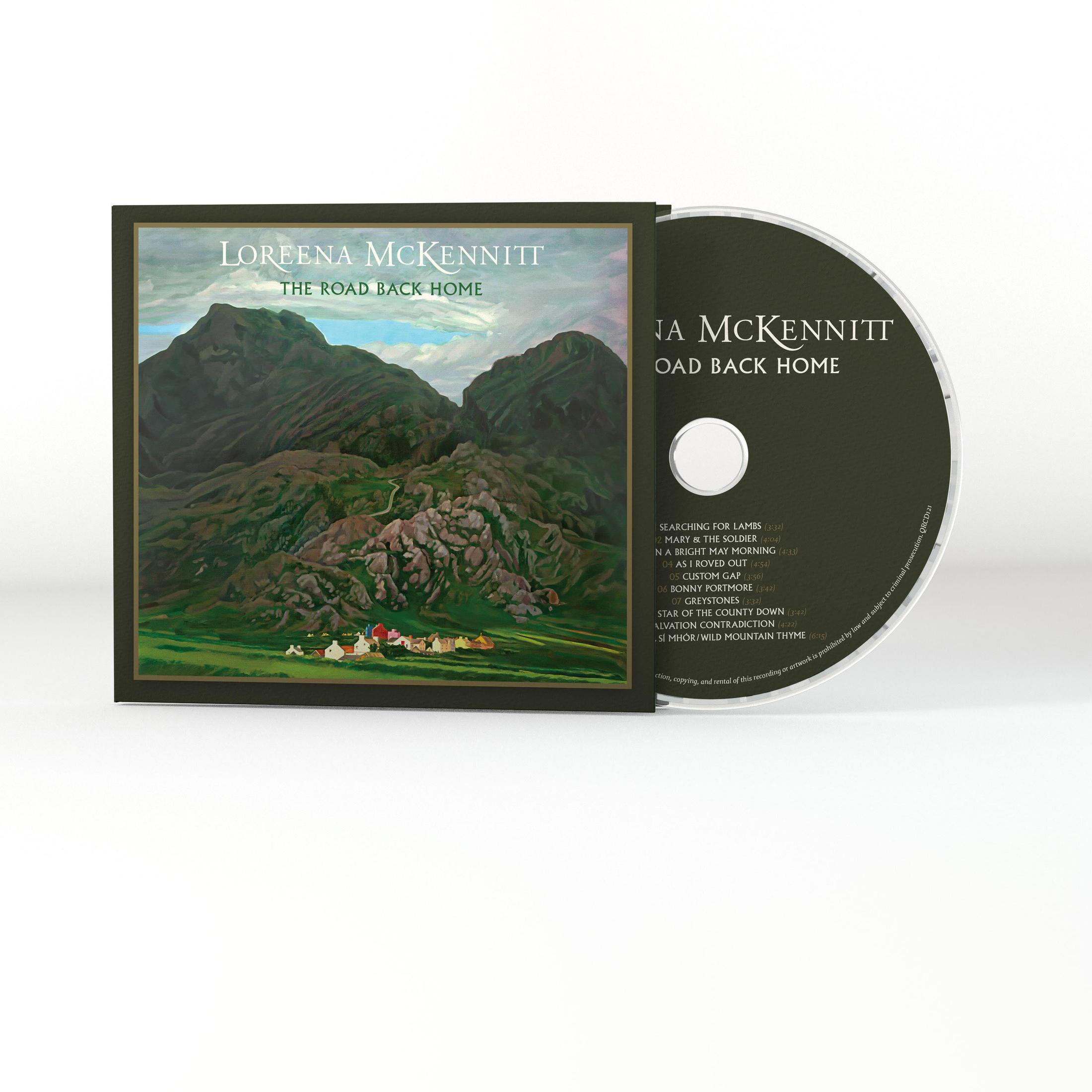 CD-Cover zeigt ein Landschaftsgemälde mit Bergen, einem Dorf und dem Text 'Loreena McKennitt The Road Back Home'.