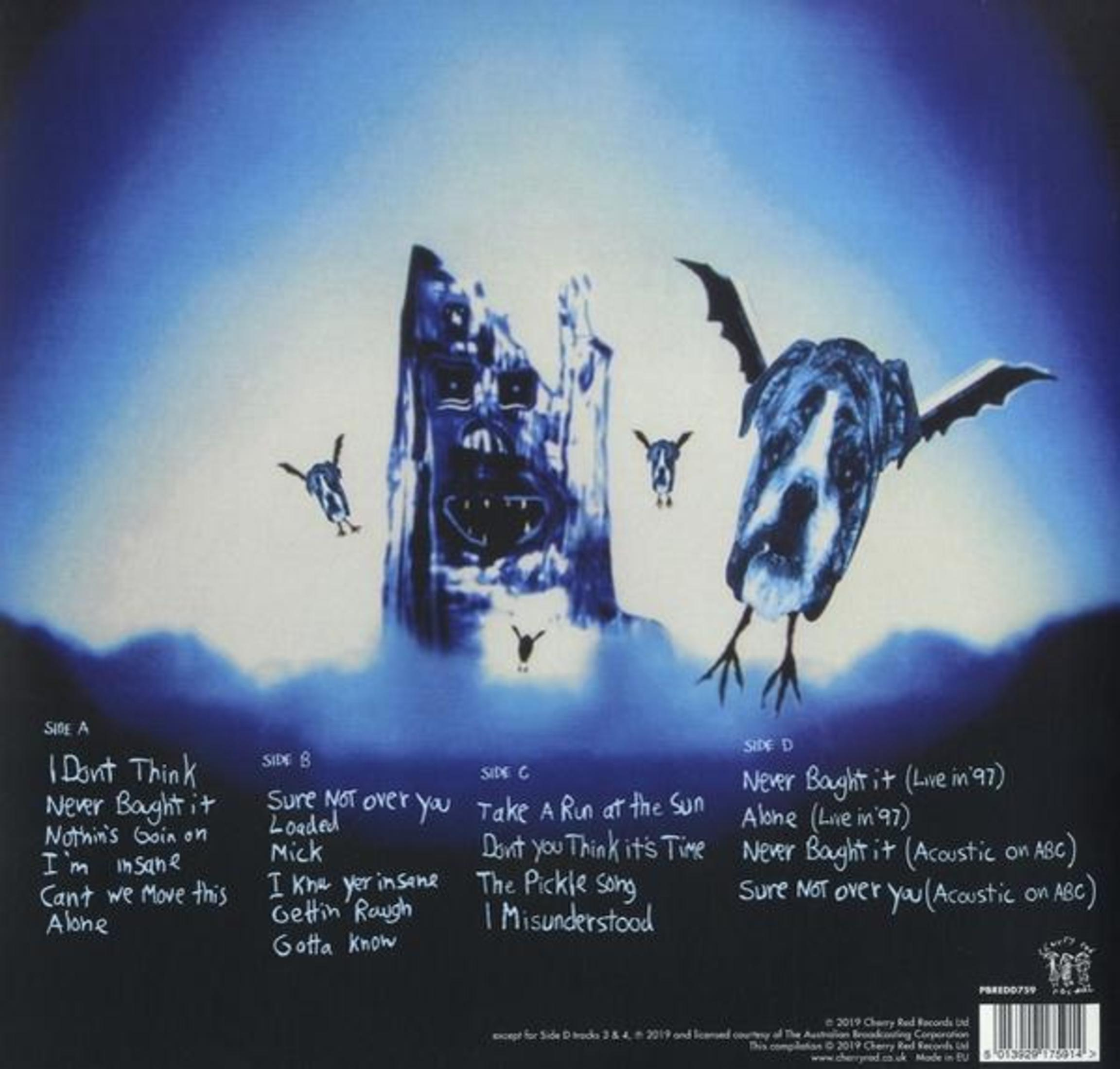 Copertina dell'album con arte blu surreale. Include una figura simile a un albero, creature simili a uccelli e titoli di canzoni.
