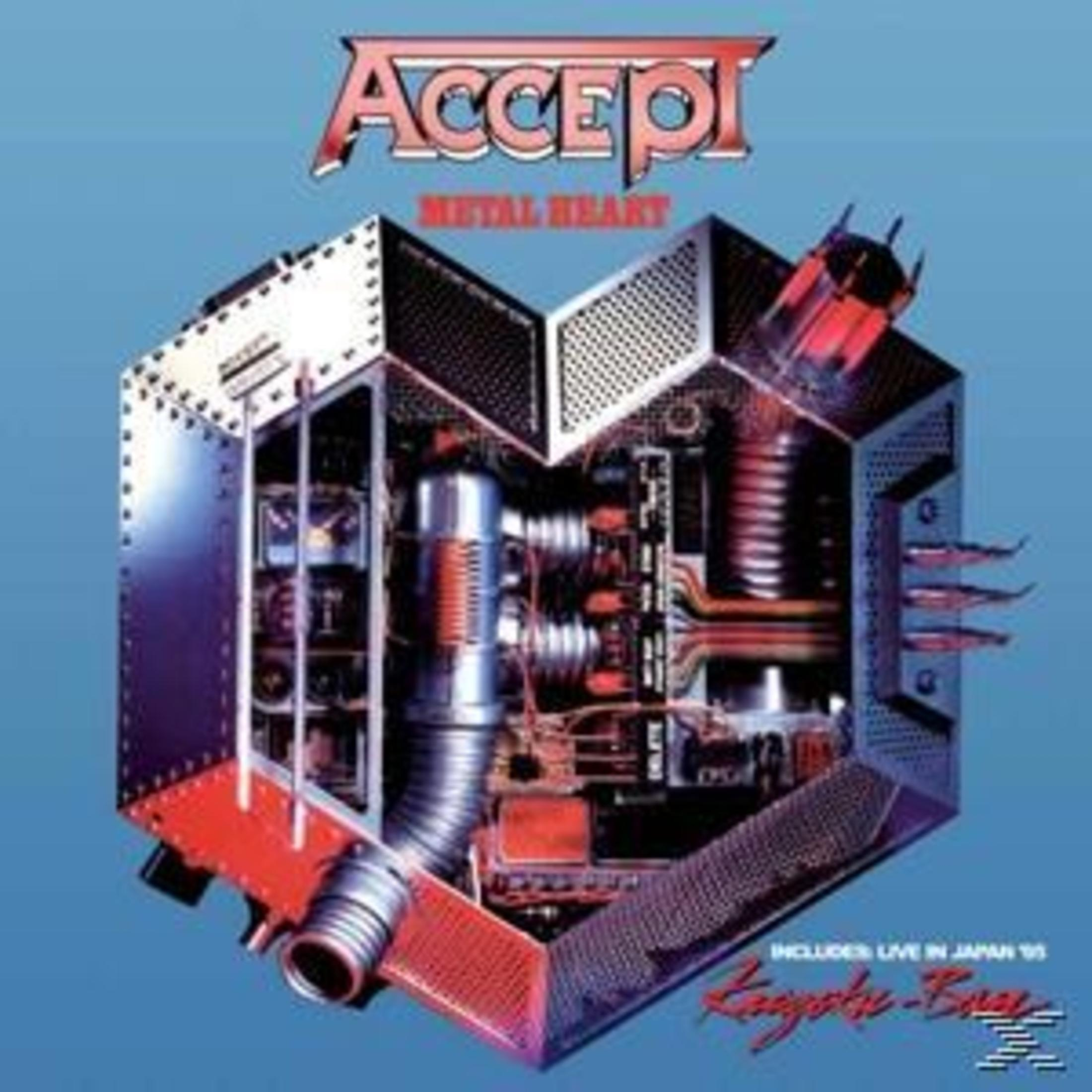 Albumcover mit einer metallenen herzförmigen Maschine. Es trägt den Namen der Band, Accept, und den Albumtitel Metal Heart.