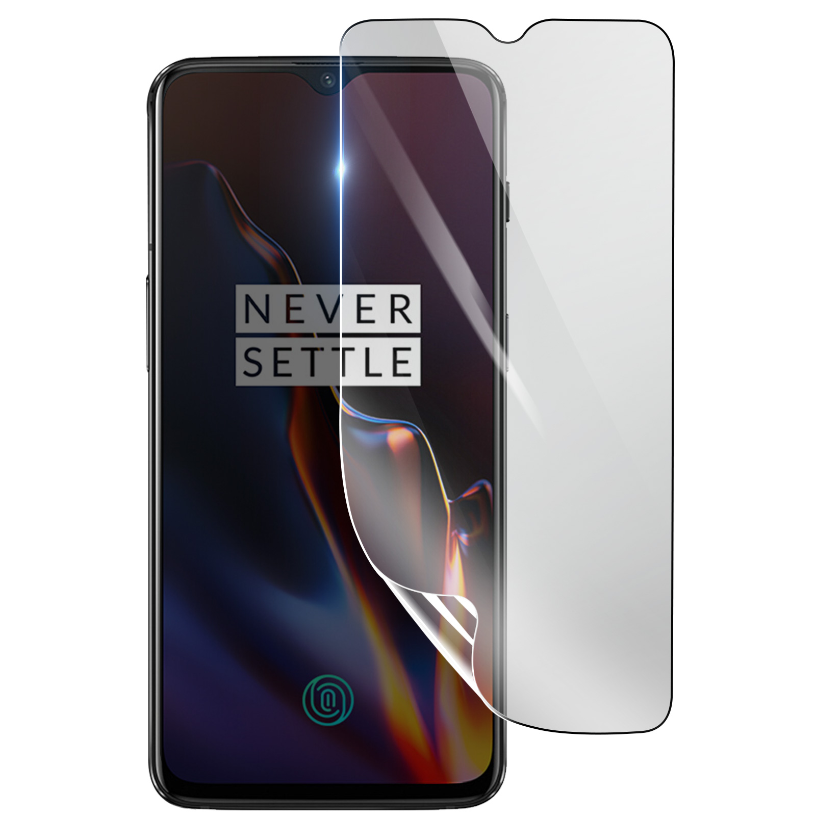 Uno smartphone con una protezione per lo schermo. Il telefono mostra le parole "NEVER SETTLE". La protezione è parzialmente staccata.