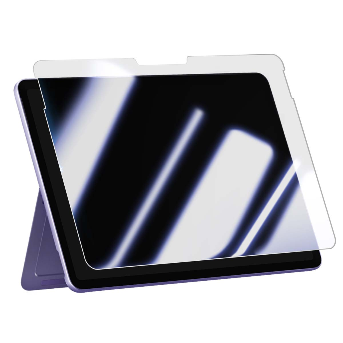 Un tablet con una protezione per lo schermo è appoggiato. Lo schermo è nero con riflessi bianchi. Il supporto è viola.