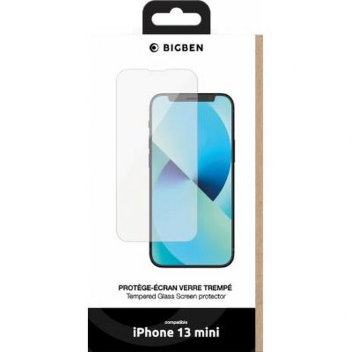 Scatola con protezione schermo per iPhone 13 mini. Il telefono è a destra. La protezione è a sinistra. Lo sfondo è bianco.