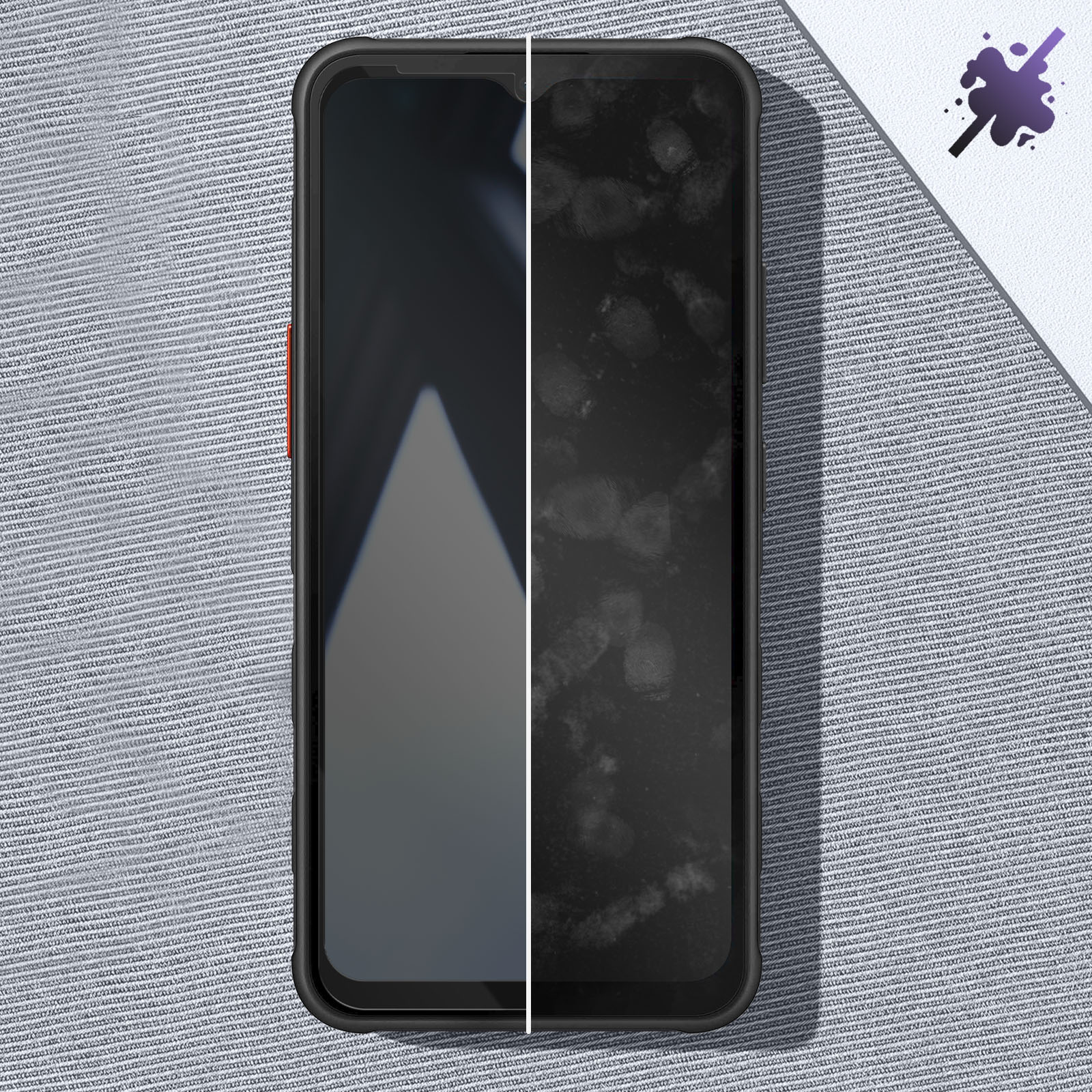 Smartphone nero con schermo sporco. Lo schermo è diviso, mostrando un lato pulito e uno coperto di impronte digitali.
