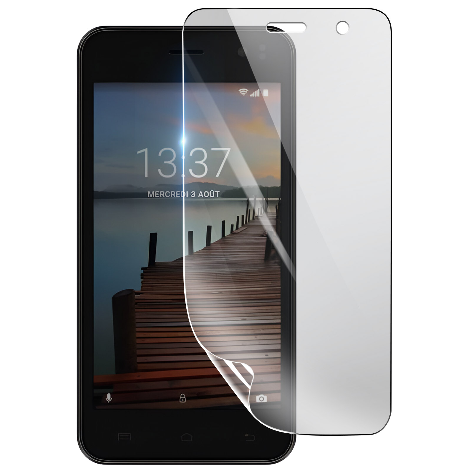 Smartphone con protezione schermo applicata. Lo schermo mostra un molo su un lago con data e ora.