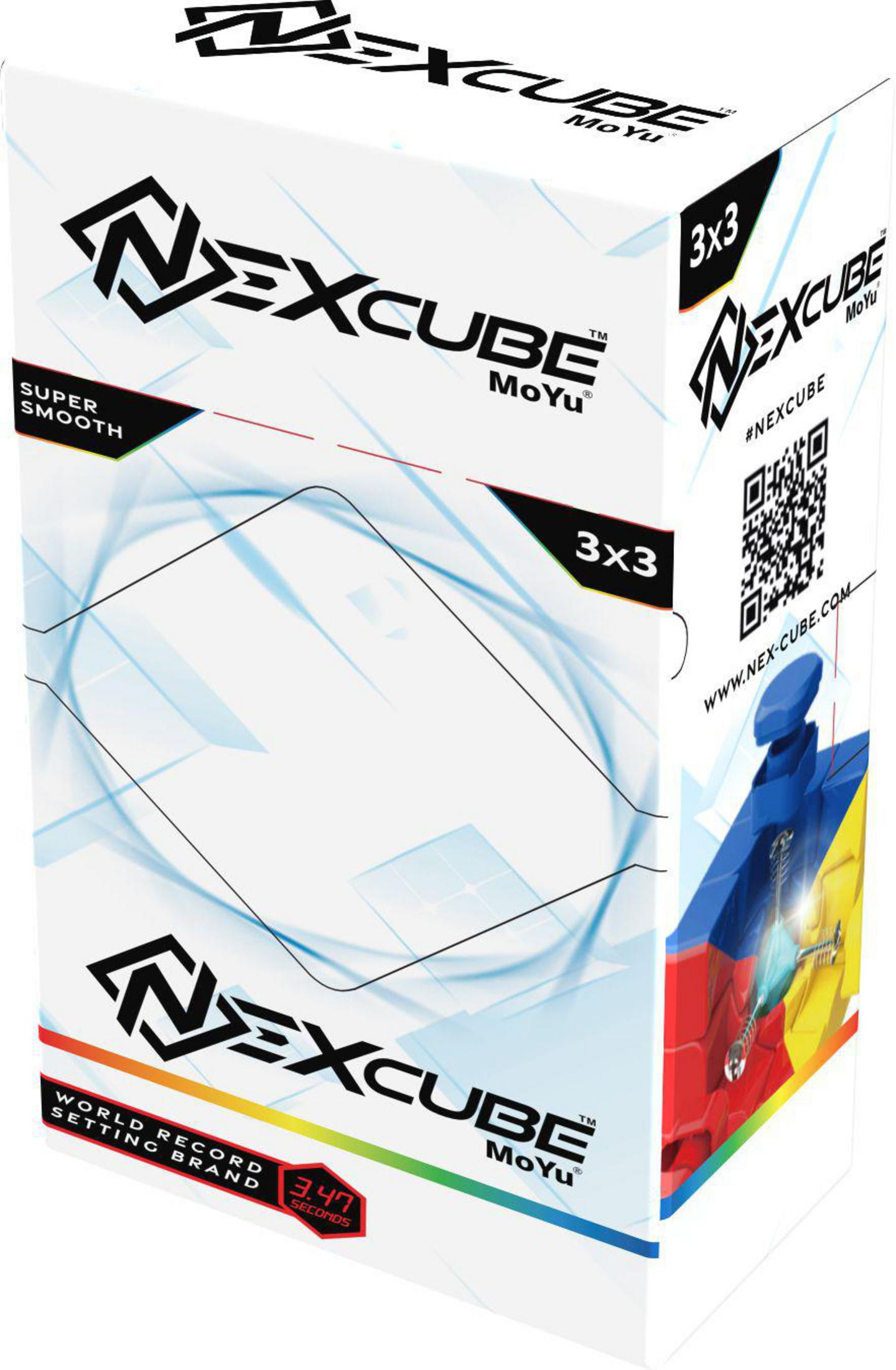 Białe pudełko z logo NexCube. Z boku kostka 3x3. Pudełko zawiera napisy "Super Smooth" oraz "World Record Setting Brand".
