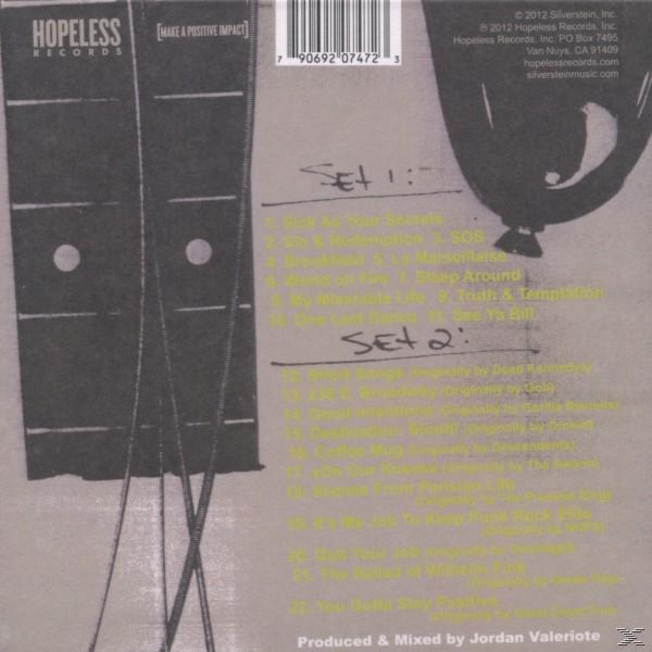 Albumhoes met tekst, lijsten en een grote zwarte vorm. Bevat het Hopeless Records-logo en tracklijsten.