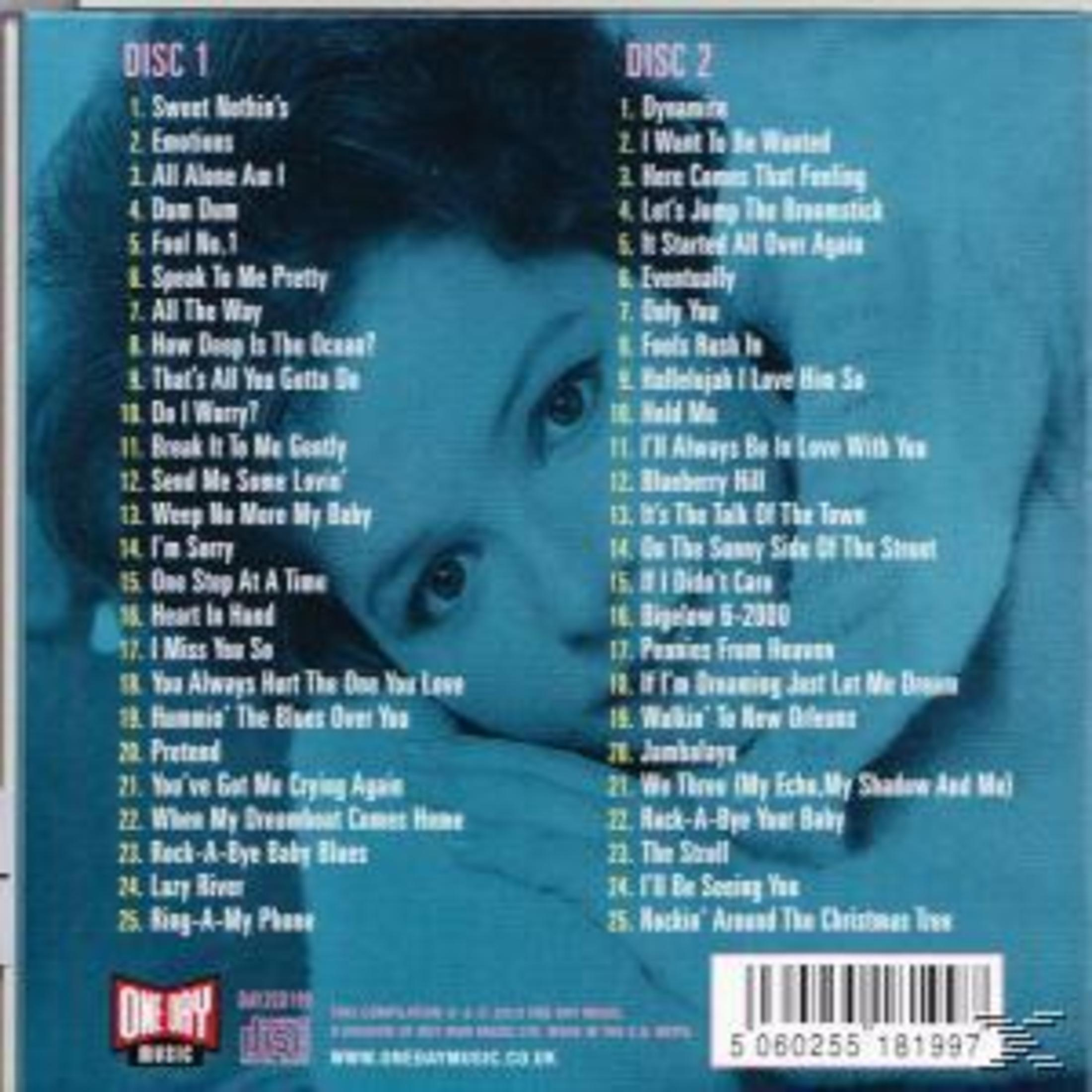 CD-Cover mit Titeln. Zeigt ein Frauengesicht und listet Lieder auf zwei CDs. Der Hintergrund ist blau.