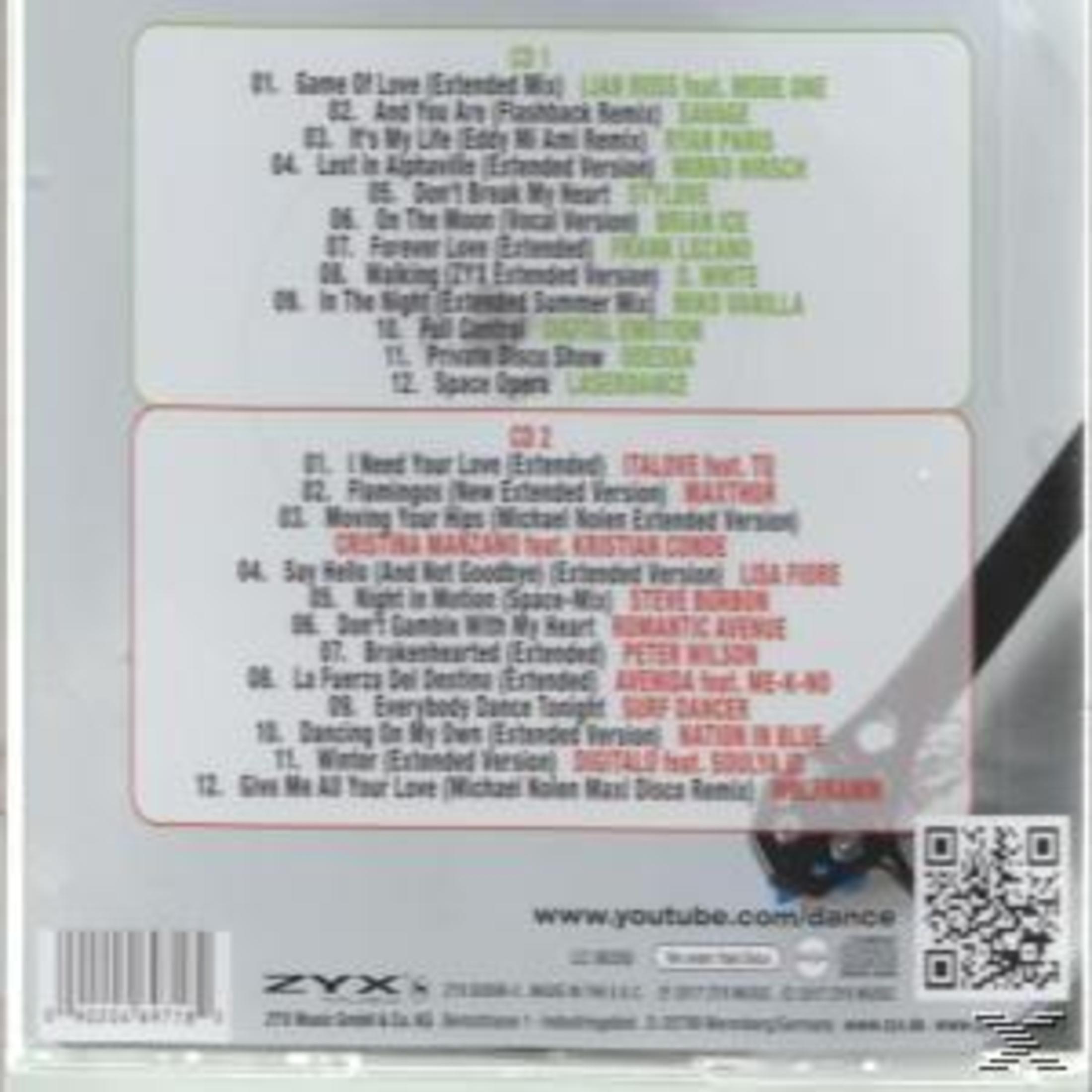 CD-Cover mit Songtiteln und Künstlern. Verfügt über ein grünes und rotes Farbschema. Enthält eine YouTube-URL und einen QR-Code.