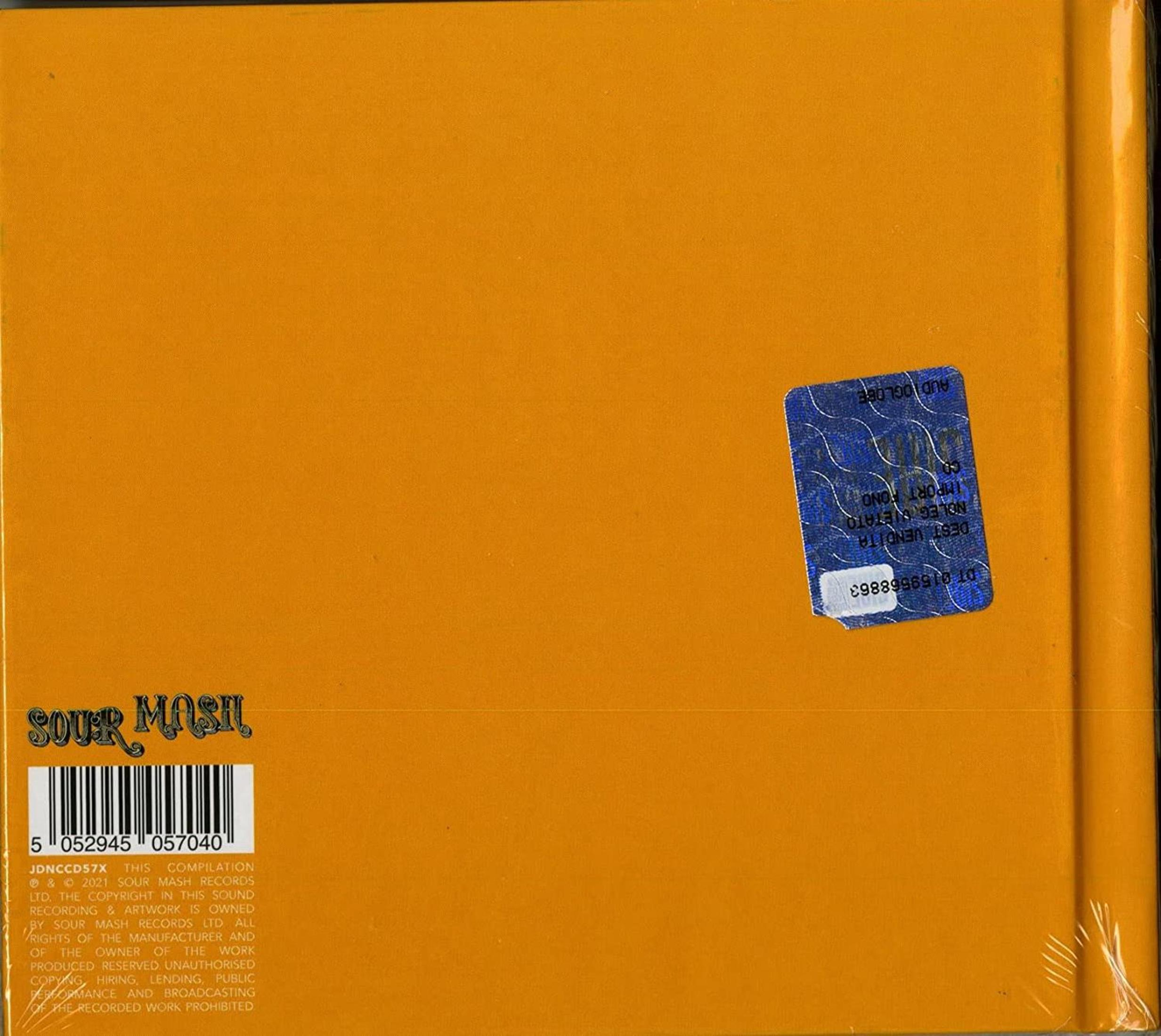 Een oranje albumhoes met een blauwe sticker en tekst, inclusief de titel 'Sour Mash' en een barcode.