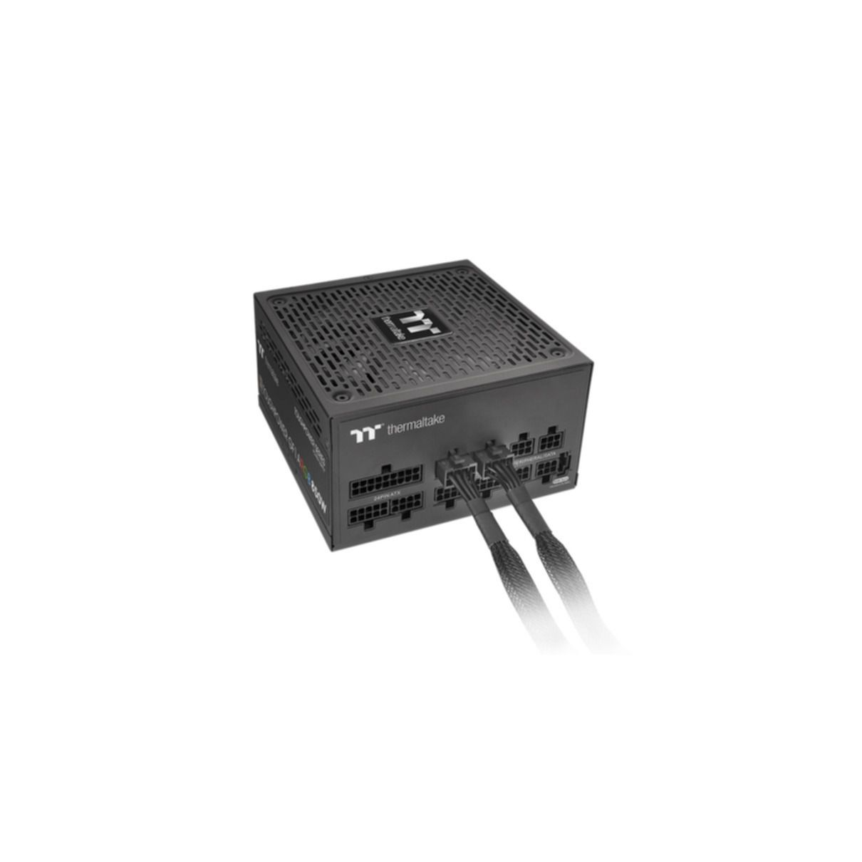 Czarny zasilacz Thermaltake na białym tle. Kable wychodzą z urządzenia. Widoczna nazwa marki.