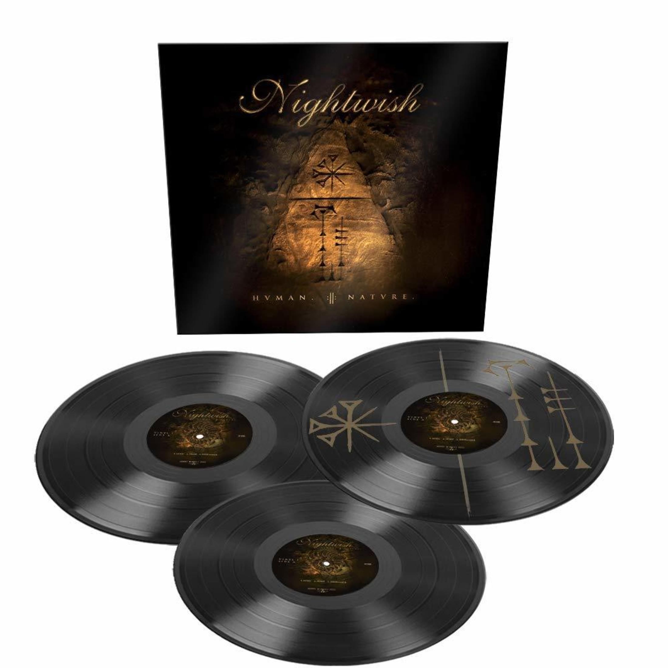 Nightwish-Albumcover und drei Schallplatten. Das Cover zeigt ein goldenes Logo und Artwork. Die Schallplatten sind schwarz mit goldenen Designs.