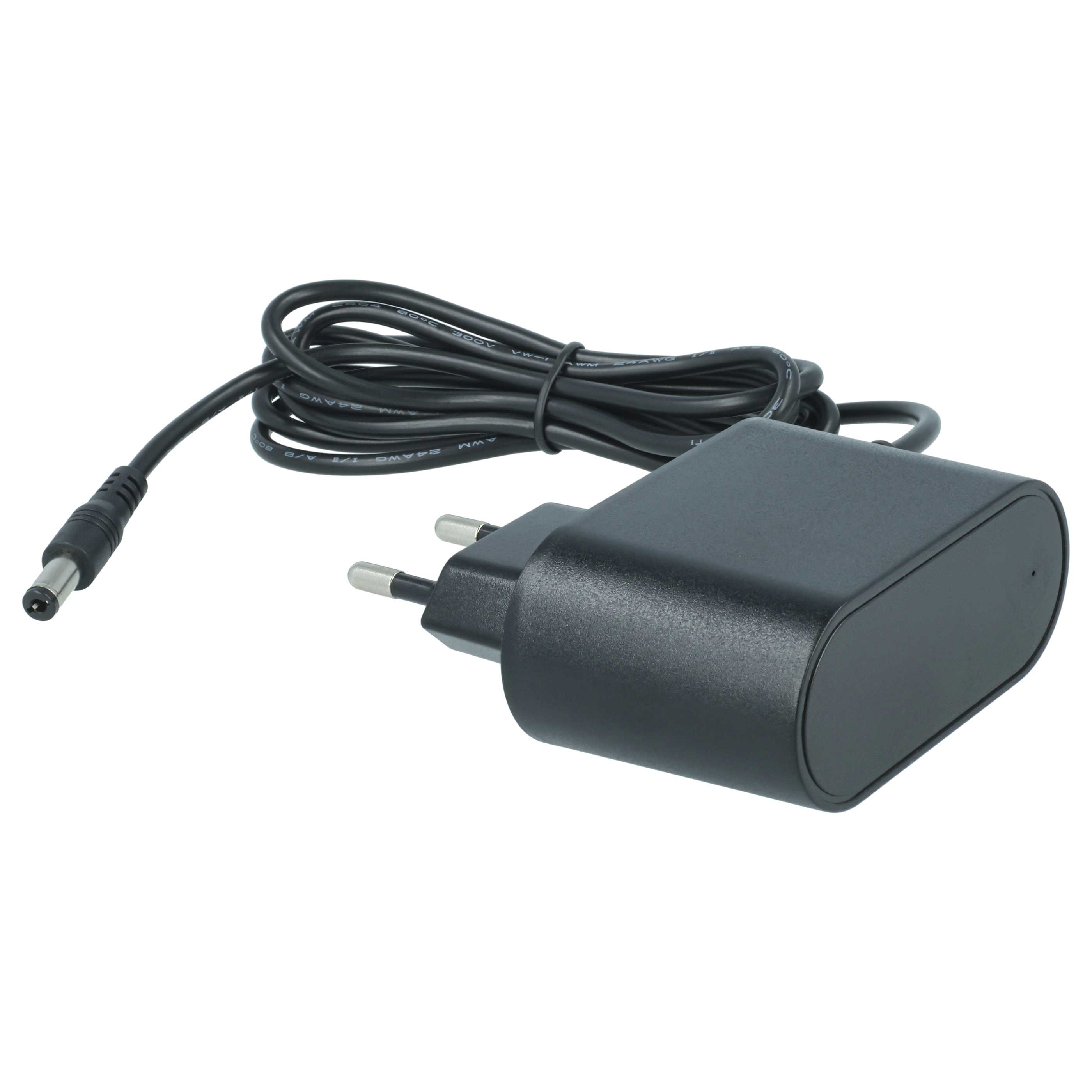 Ein schwarzes Netzteil mit Kabel und Stecker. Der Adapter ist an eine Steckdose angeschlossen.