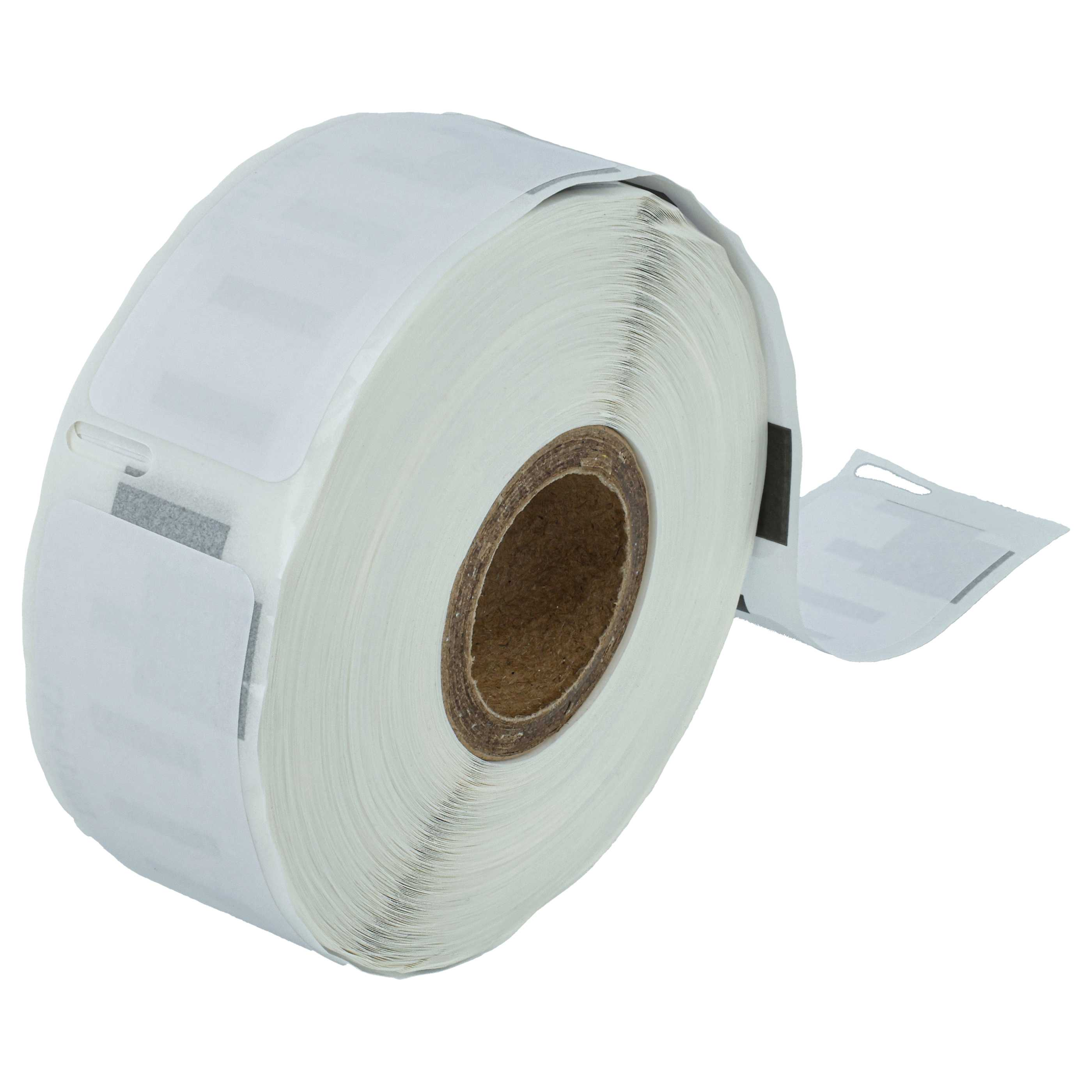 Eine Rolle weißer Klebeetiketten mit braunem Pappkern und ein paar abgelösten Etiketten.