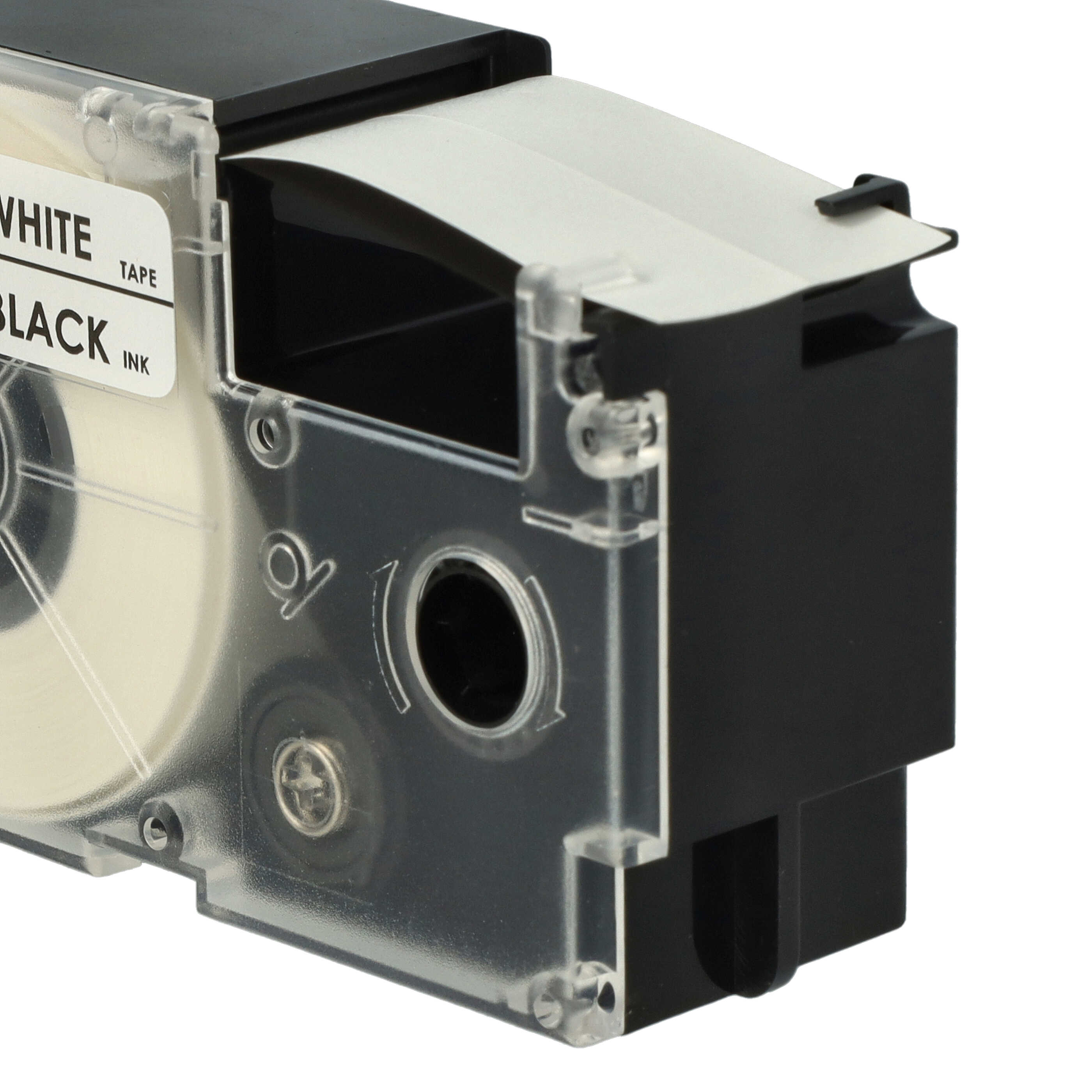 Nahaufnahme einer Etikettenbandkassette. Die Kassette ist schwarz und transparent, mit weißem Band sichtbar. Text auf dem Etikett lautet WEISS und SCHWARZ.