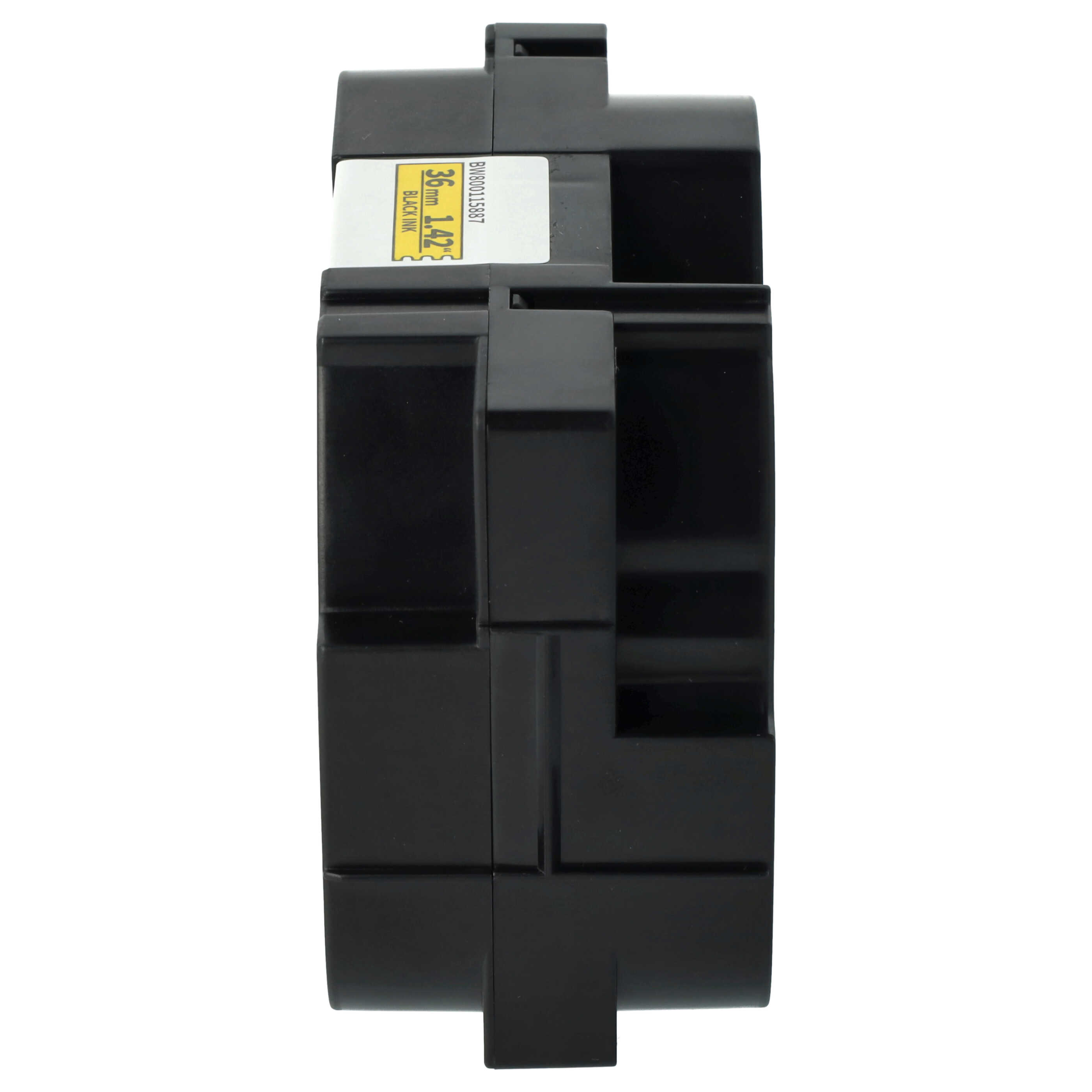 Eine schwarze elektrische Komponente vor weißem Hintergrund. Ein Aufkleber mit Text ist sichtbar.