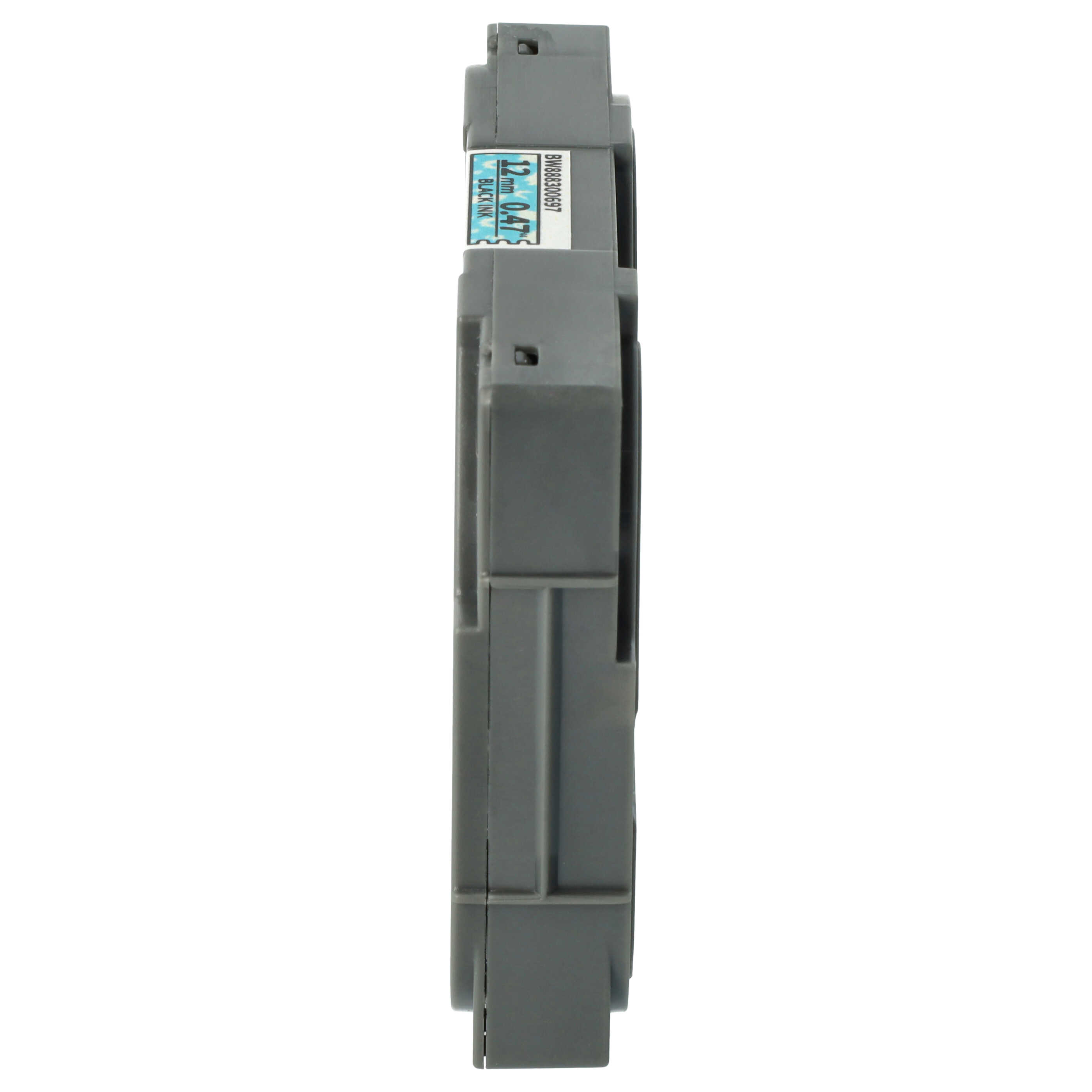 Eine graue elektronische Komponente, vertikal zentriert vor weißem Hintergrund. Sie hat einen Aufkleber mit Text und Zahlen.