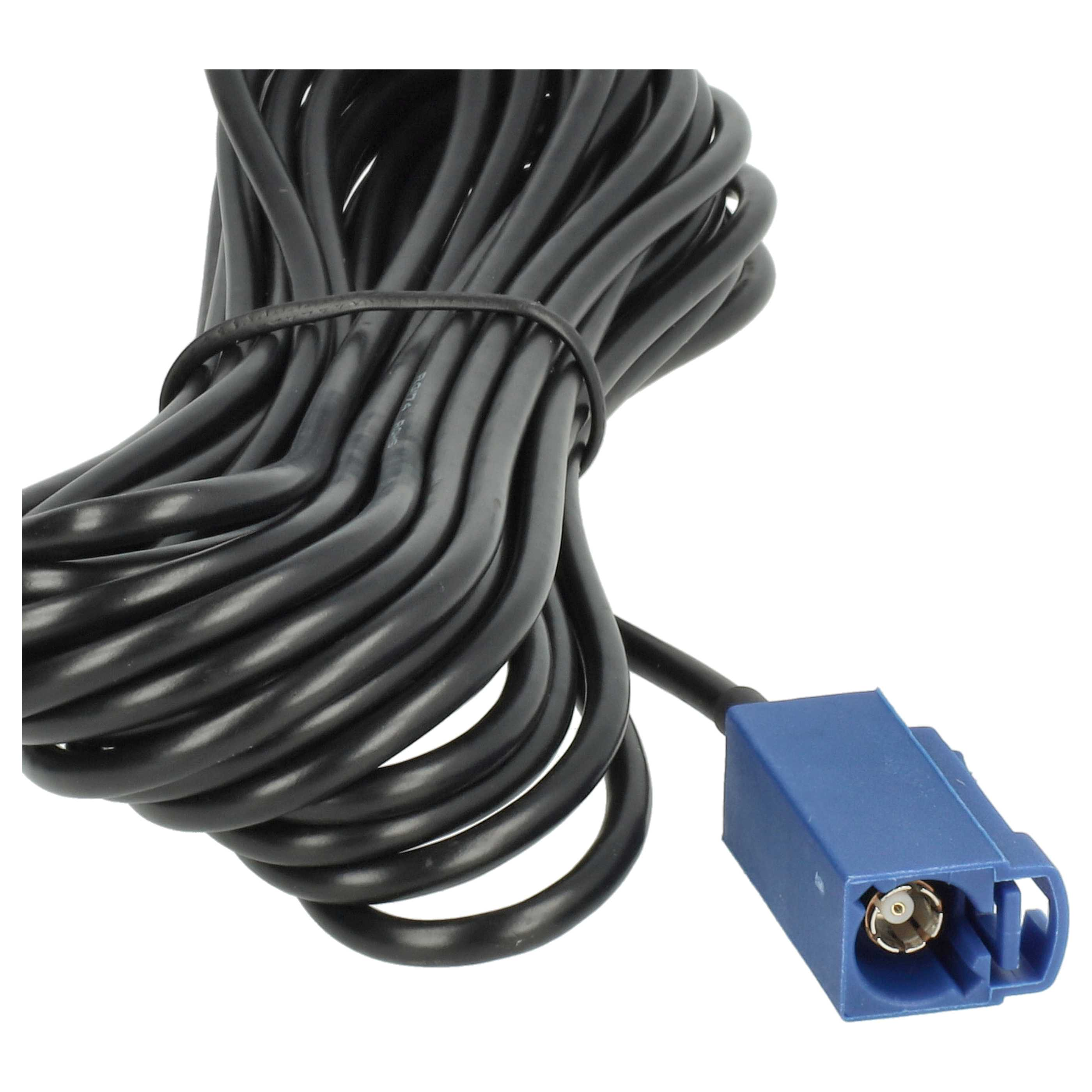Schwarzes, aufgerolltes Kabel mit blauem Stecker. Das Kabel ist gebündelt, der Stecker hat einen Mittelstift.