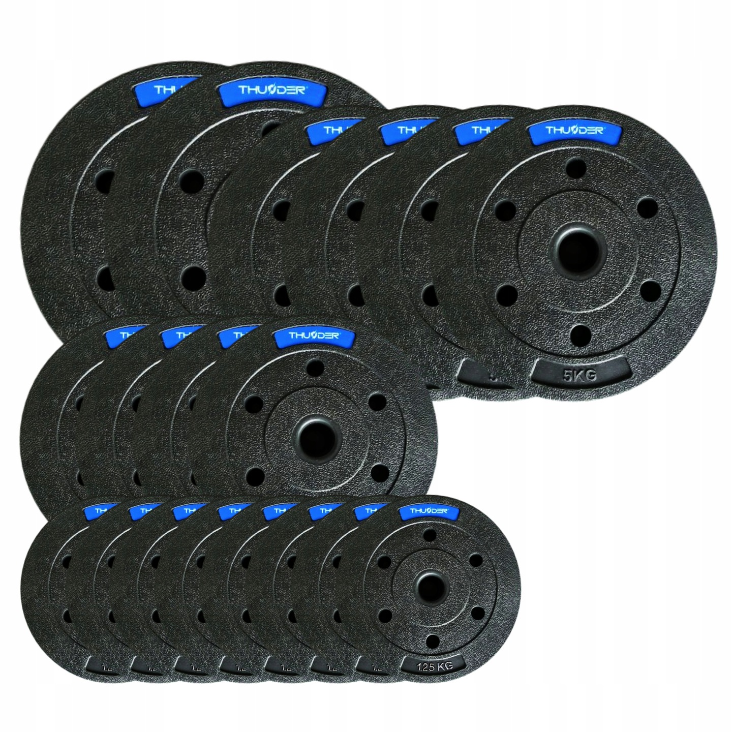 Czarne talerze obciążeniowe z niebieskimi etykietami są ułożone w stos. Niektóre talerze pokazują wagę (5KG, 1,25KG). Marka to THUNDER.