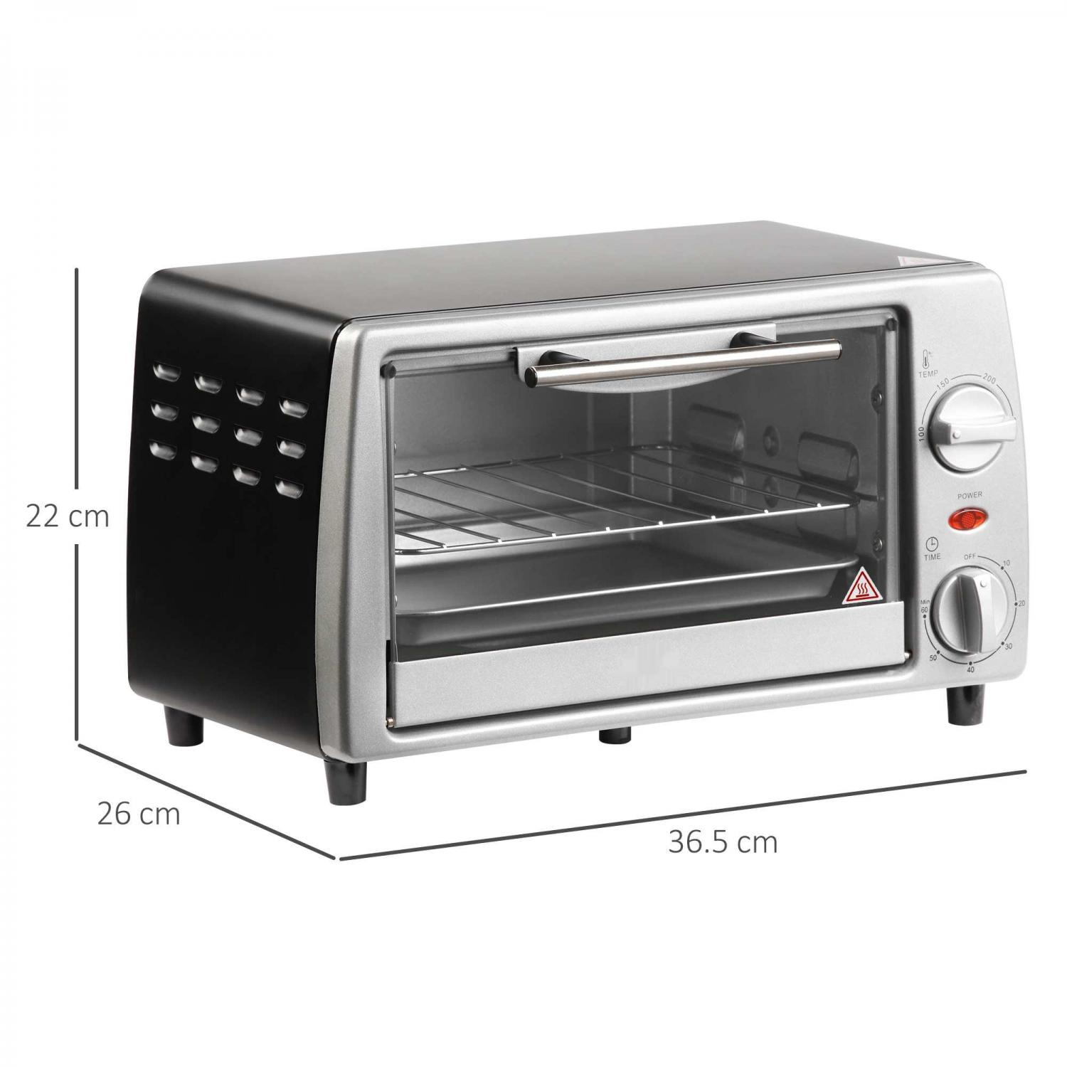 Ein silberner und schwarzer Toaster-Ofen mit Temperatur- und Timer-Reglern. Abmessungen: 22x26x36,5 cm. Glastür zeigt Metallregale.