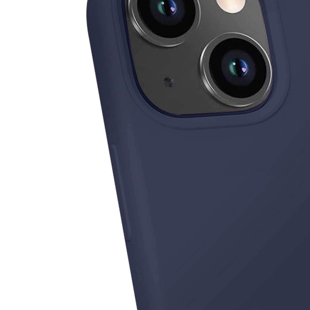 Primo piano di una custodia per telefono blu navy con lenti della fotocamera. Sfondo bianco a sinistra.