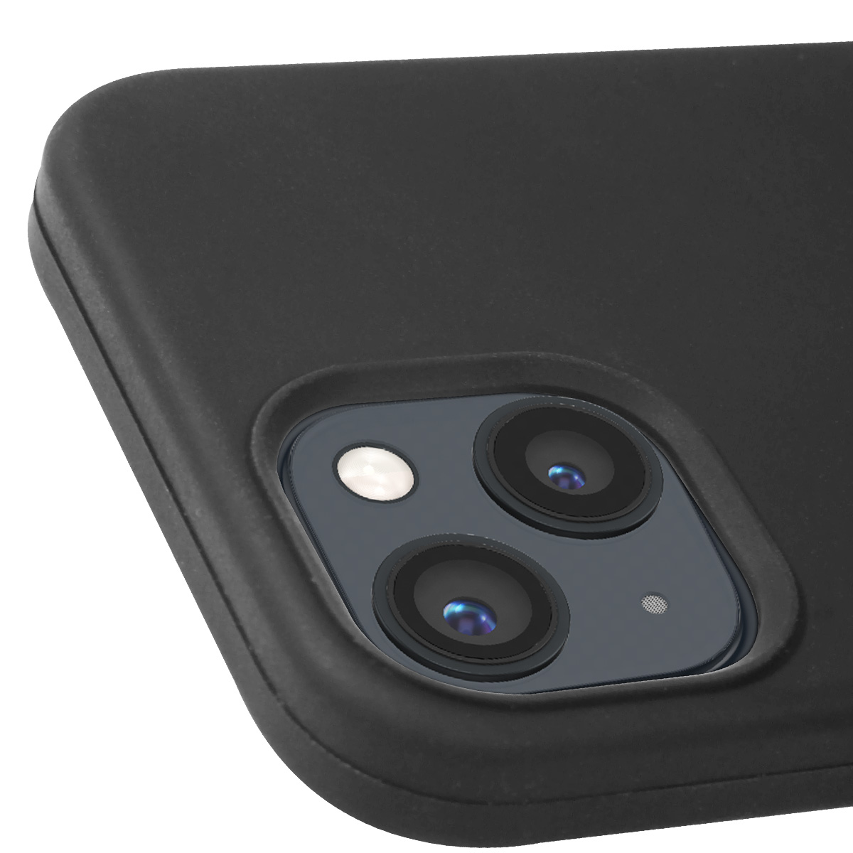 Primo piano di una custodia per telefono nera con protuberanza della fotocamera. Il modulo fotocamera presenta due obiettivi e un flash, su sfondo bianco.