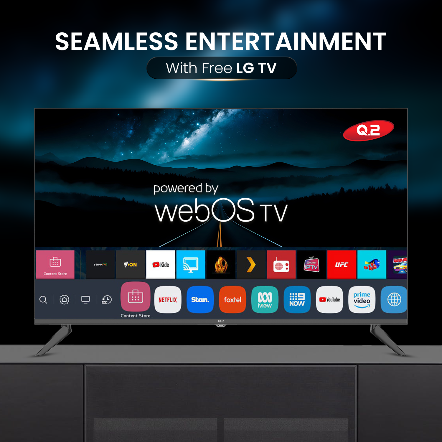Ein Fernseher zeigt eine Nachtlandschaft. Symbole für Streaming-Dienste befinden sich unten. Der Bildschirm zeigt 'powered by webOS TV'.