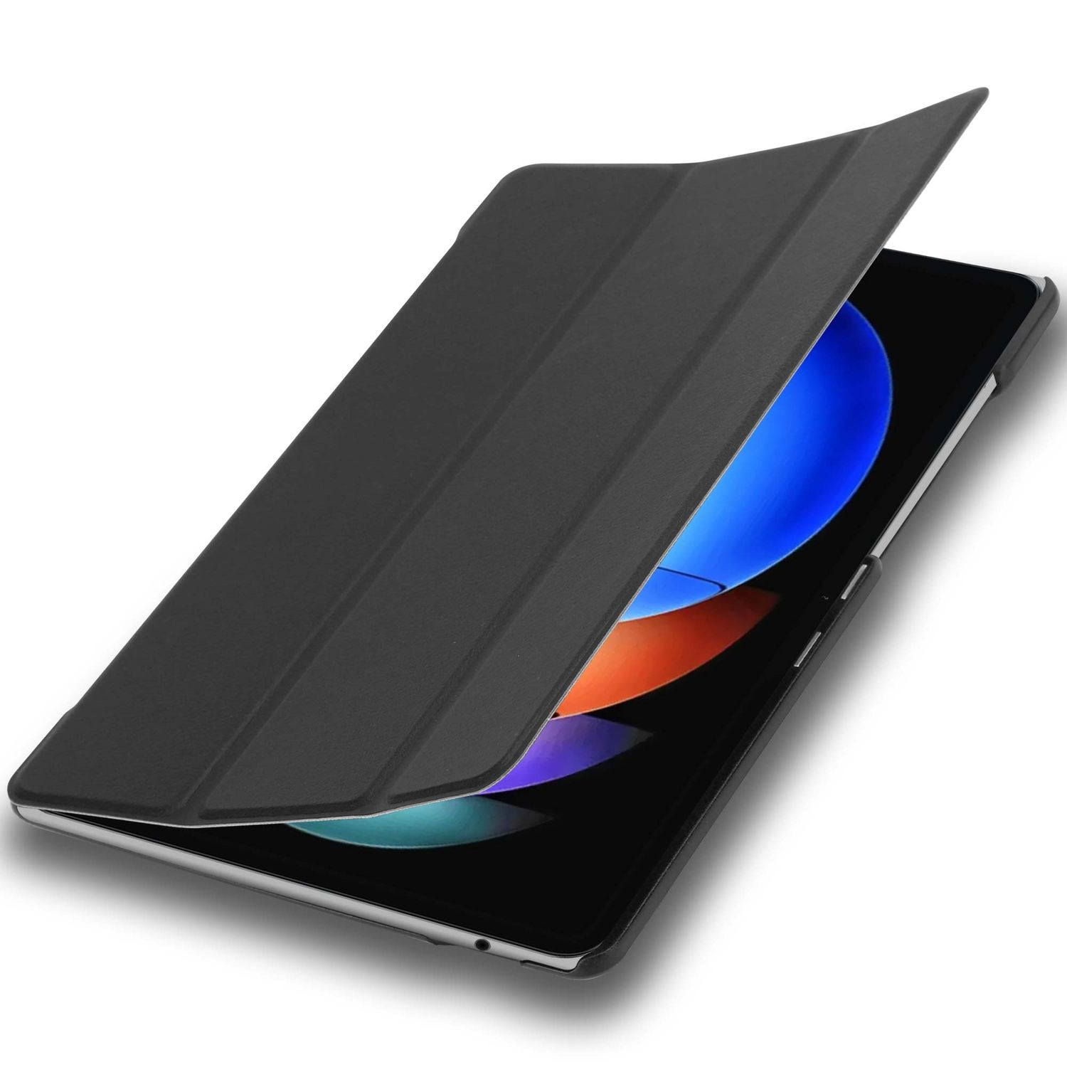 Schwarzes Tablet mit teilweise geöffneter schwarzer Hülle, das einen bunten Bildschirm mit blauen und orangenen Formen zeigt, auf weißem Hintergrund.