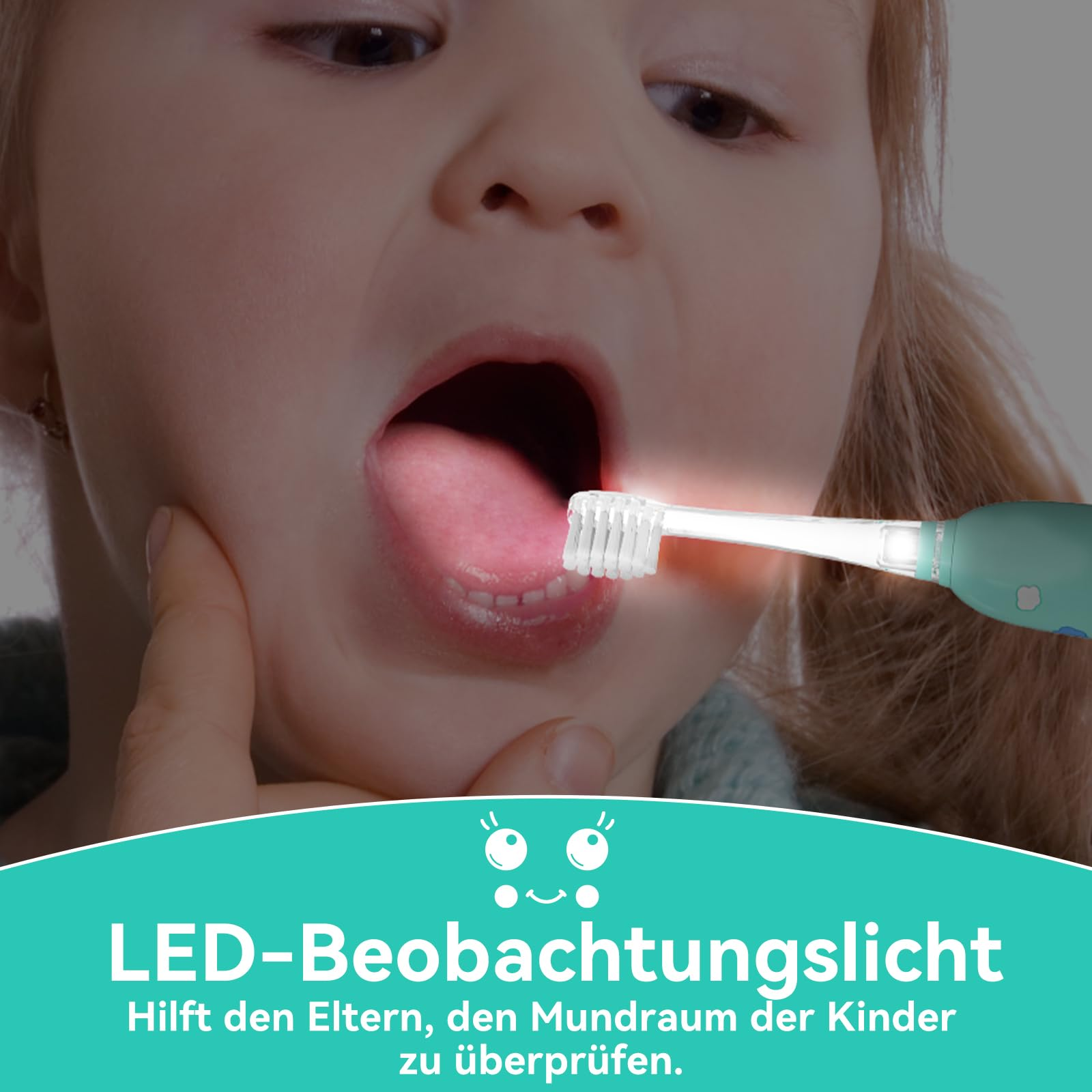 Ein Kind öffnet den Mund, beleuchtet von einer Zahnbürste mit Licht. Die Zunge ist sichtbar, und das Kind wird untersucht.