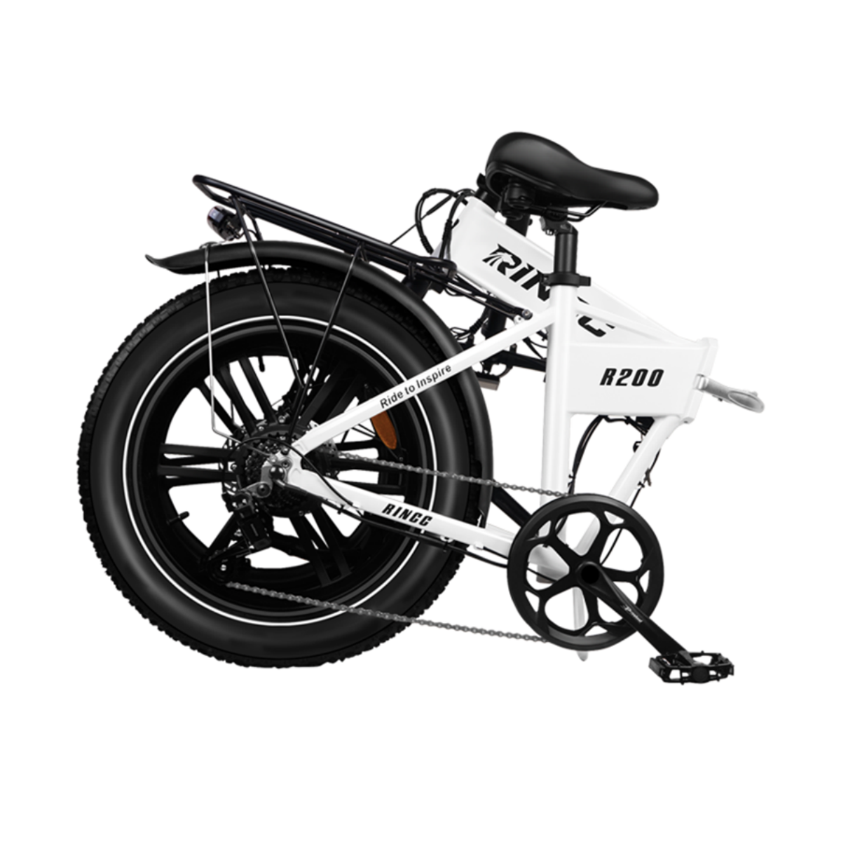 Biało-czarny elektryczny rower składany, model R200, z dużymi oponami. Posiada czarne siodełko, łańcuch i pedał.