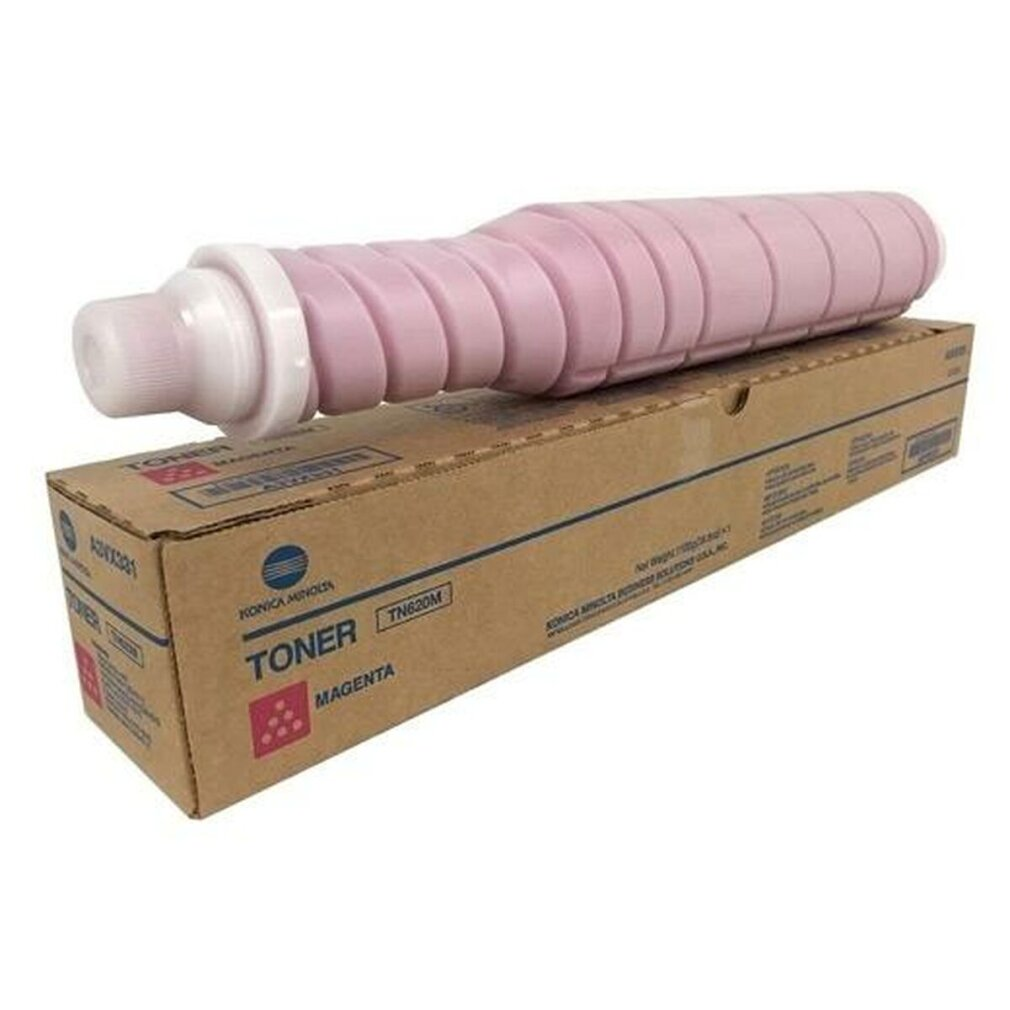 Una cartuccia toner magenta poggia su una scatola di cartone. La cartuccia è rosa e cilindrica. La scatola è marrone con testo nero e rosa.