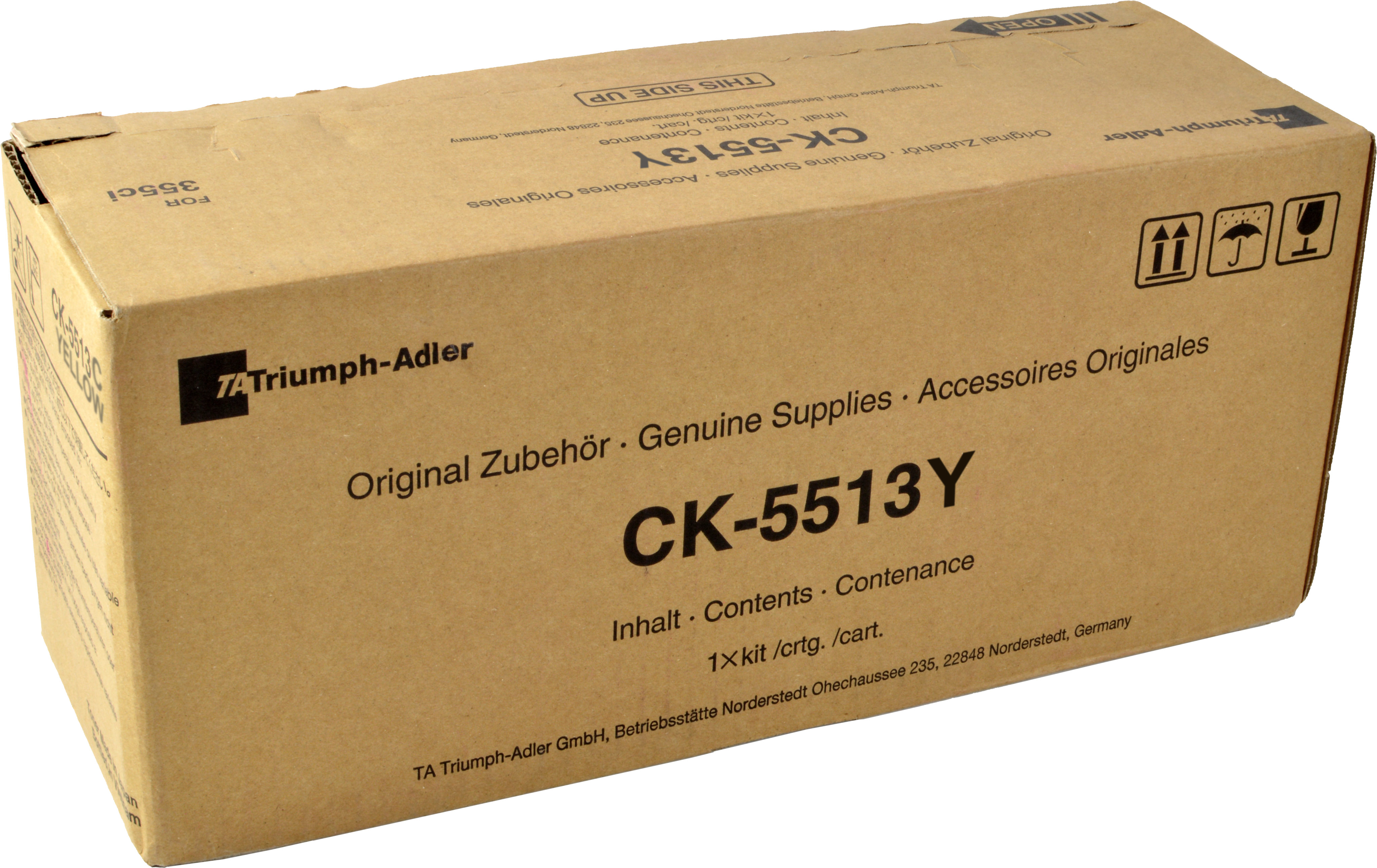 Scatola di cartone con etichetta "CK-5513Y", logo Triumph-Adler e simboli di spedizione. Testo multilingue.