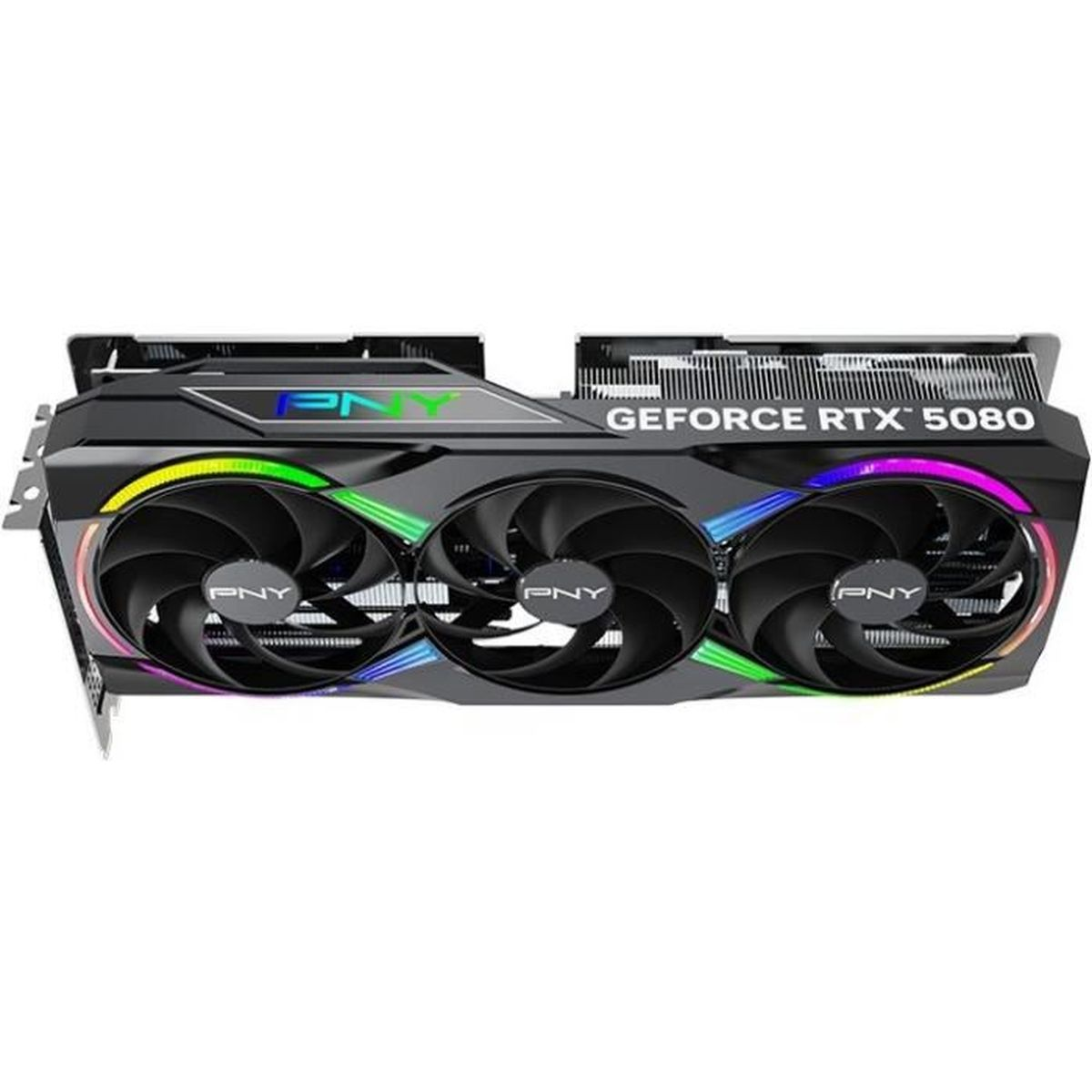 Een grafische kaart met drie ventilatoren. Het is zwart met RGB-verlichting. Het merk is PNY en het model GeForce RTX 5080.