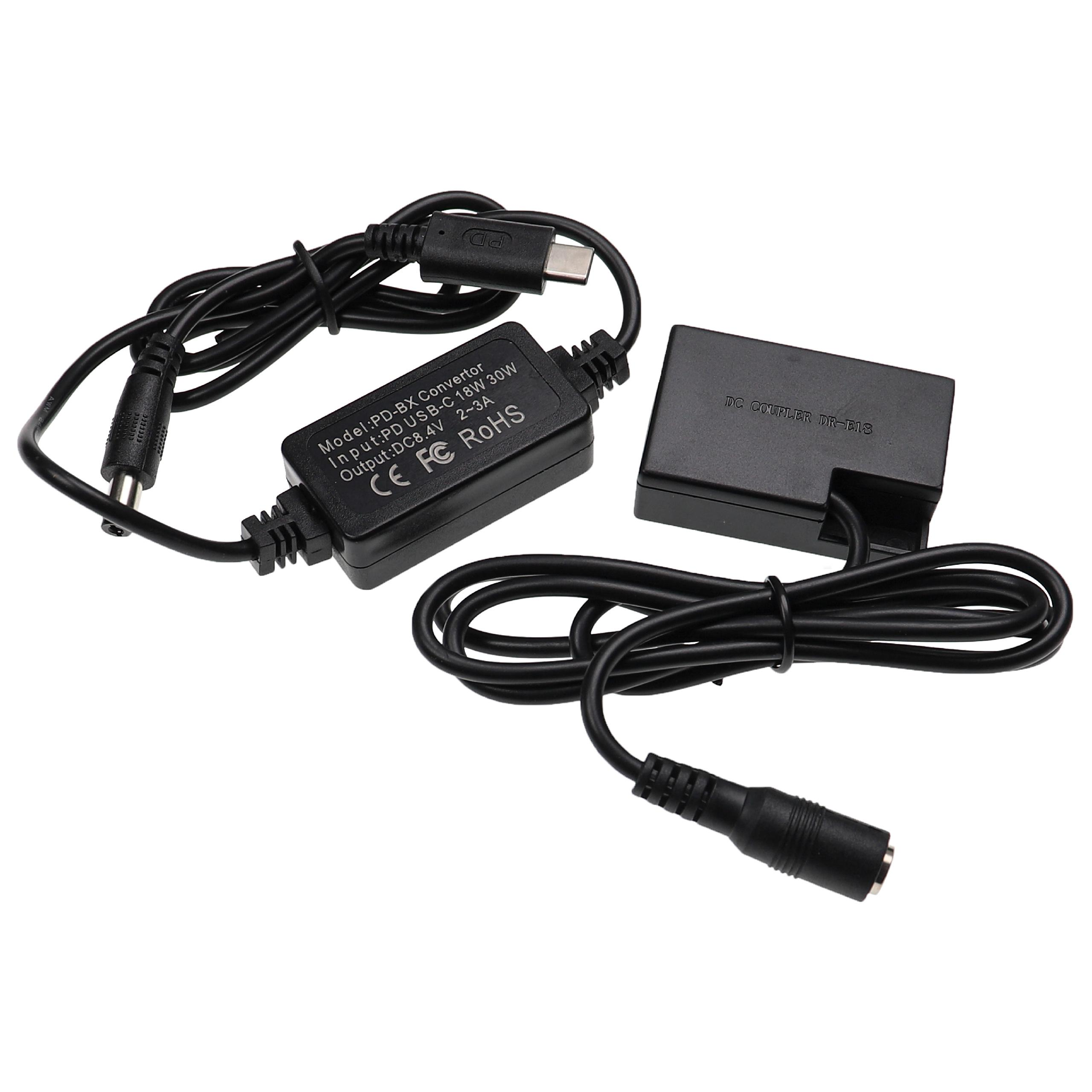 Schwarzes Kamera-Netzteil-Kit mit USB-C, einem DC-Koppler und Kabeln. Enthält Modell- und Ausgangsspezifikationen.