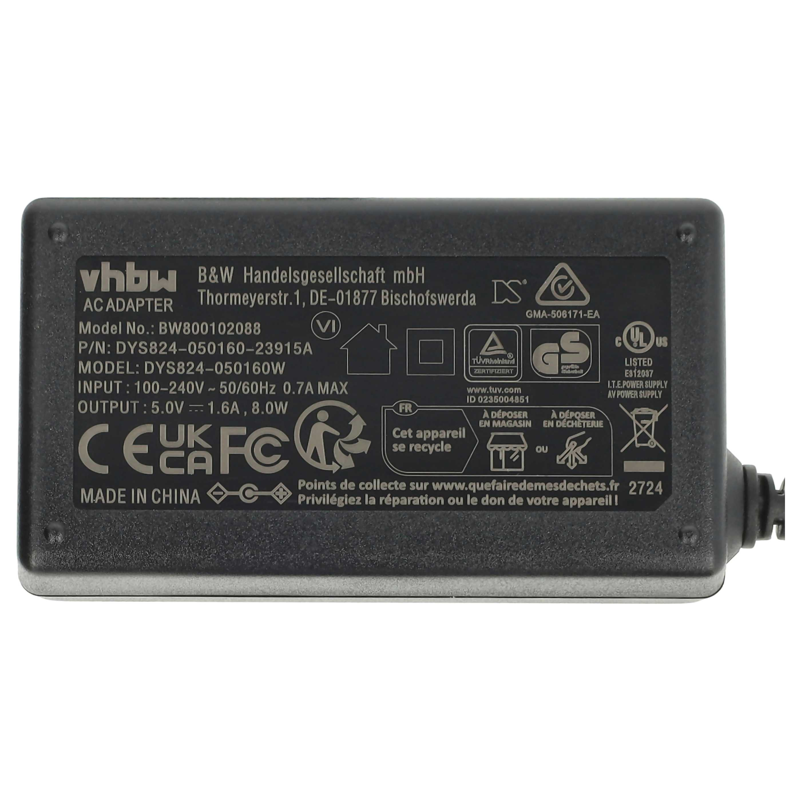 Schwarzer AC-Adapter mit gedrucktem Text. Er enthält den Namen des Herstellers, Modelldetails und Sicherheitszertifizierungen.