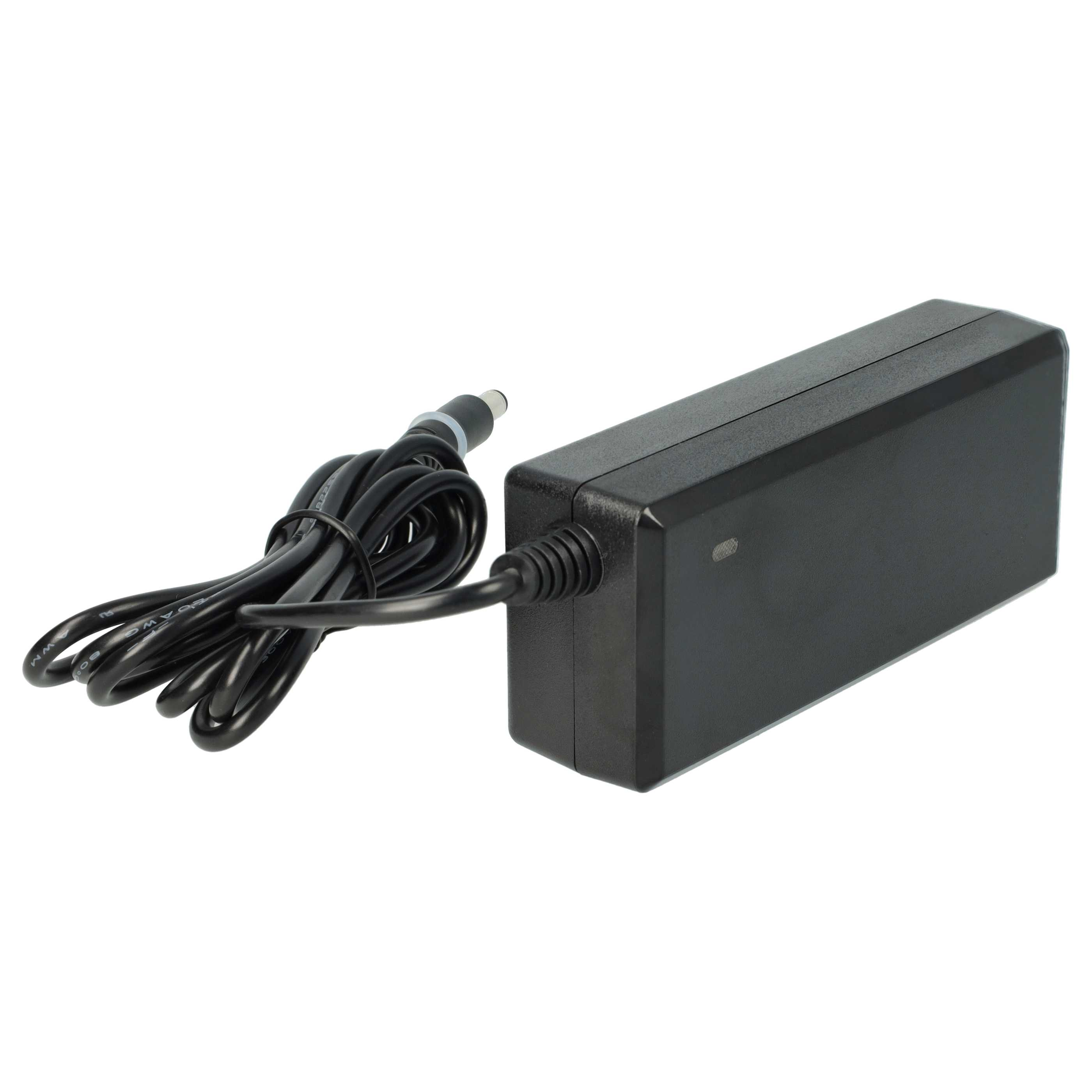 Ein schwarzes Netzteil mit schwarzem Kabel und rundem Stecker auf weißem Hintergrund.