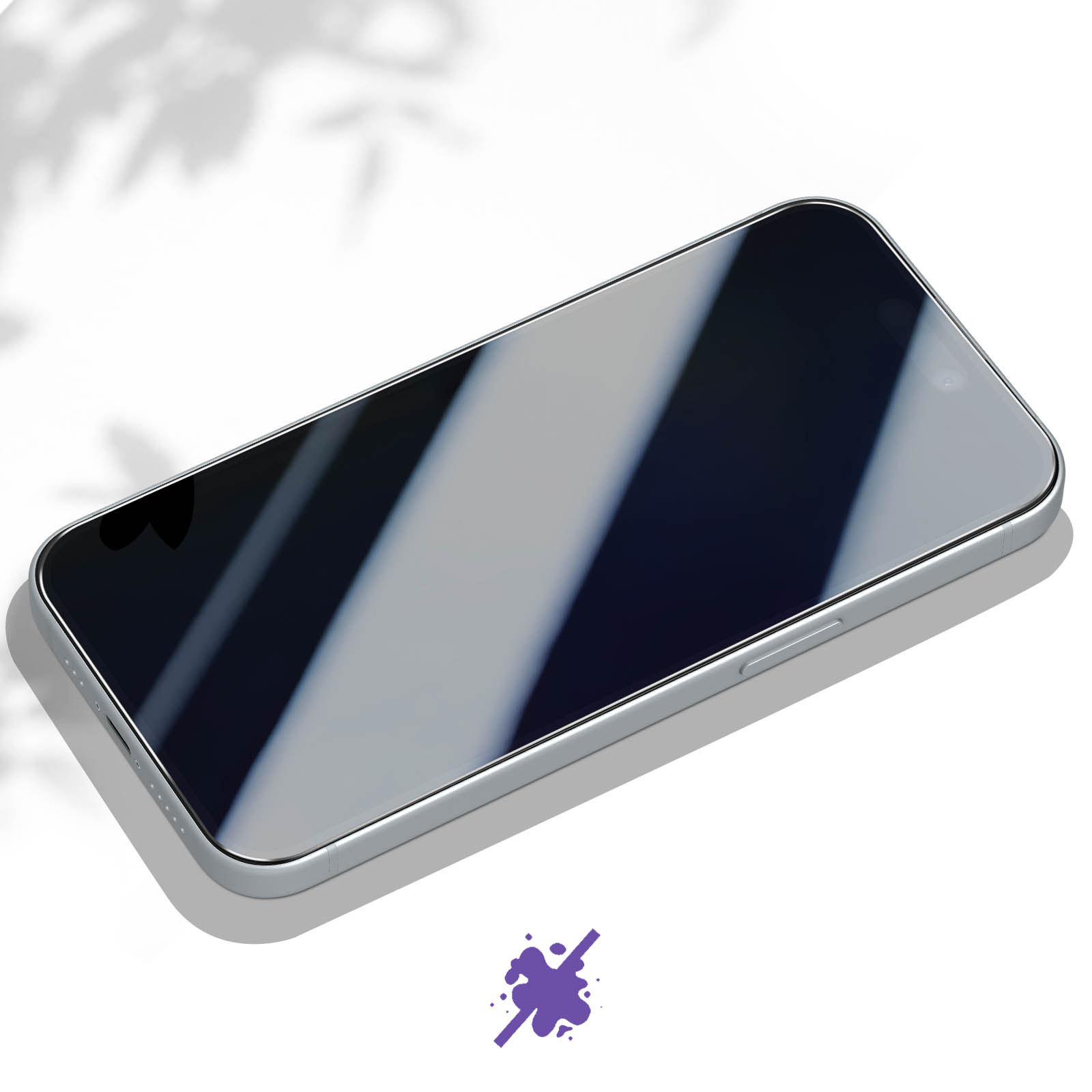 Smartphone argentato su sfondo bianco, schermo scuro riflette la luce. Ombra di foglie in alto. Logo viola in basso.