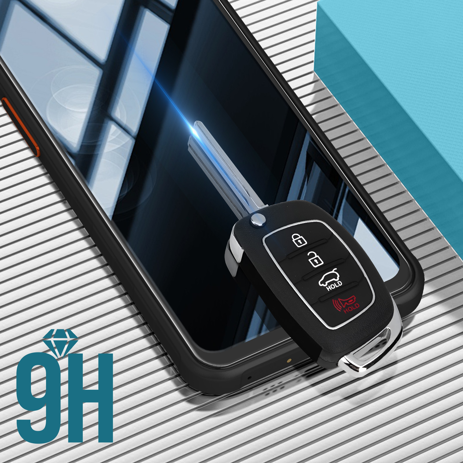 Chiave auto nera su schermo telefono. Il telefono poggia su una superficie a strisce.
