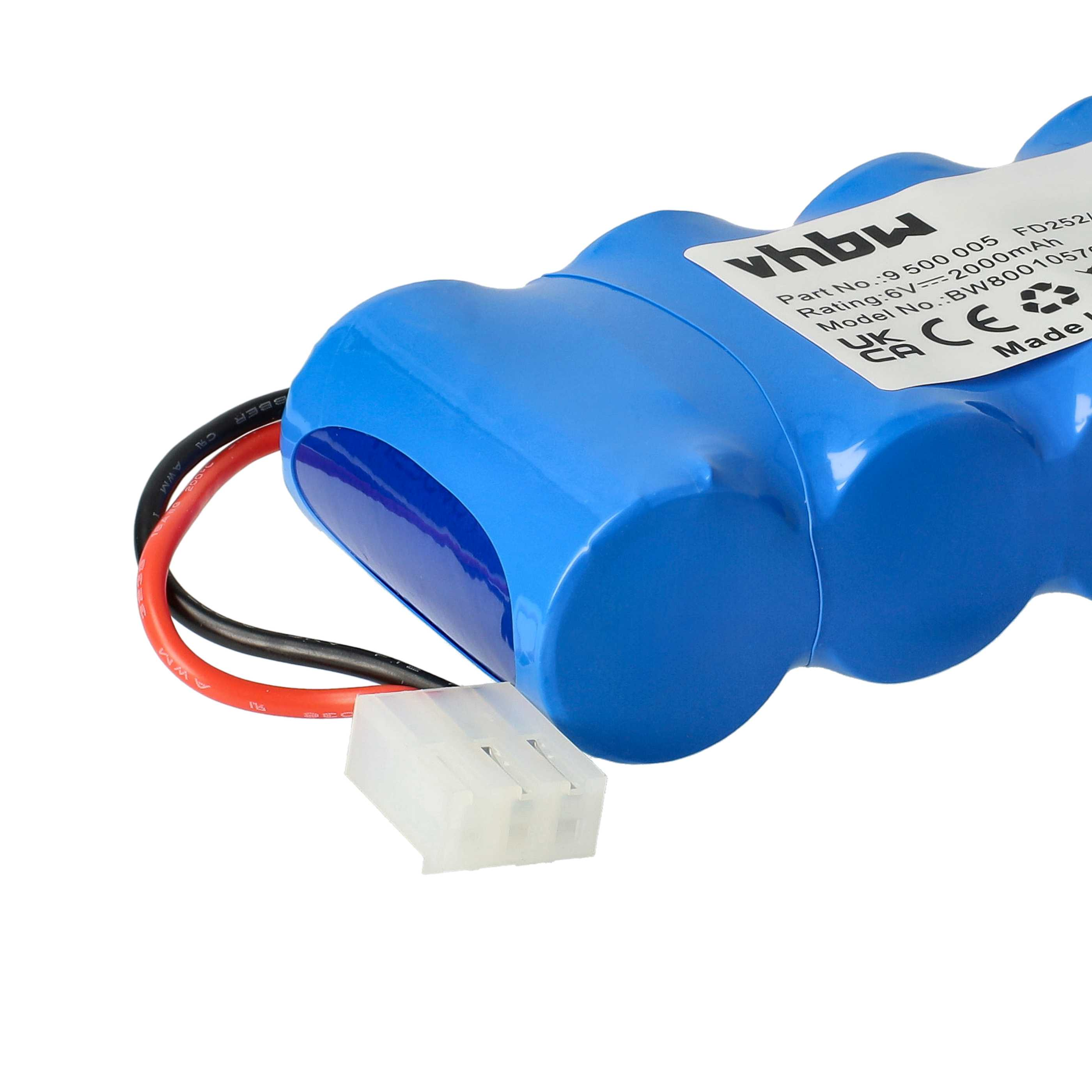 Ein blaues Batteriepack mit schwarzen und roten Drähten und einem weißen Stecker ist sichtbar. Auf der Batterie befindet sich ein Etikett mit Text.