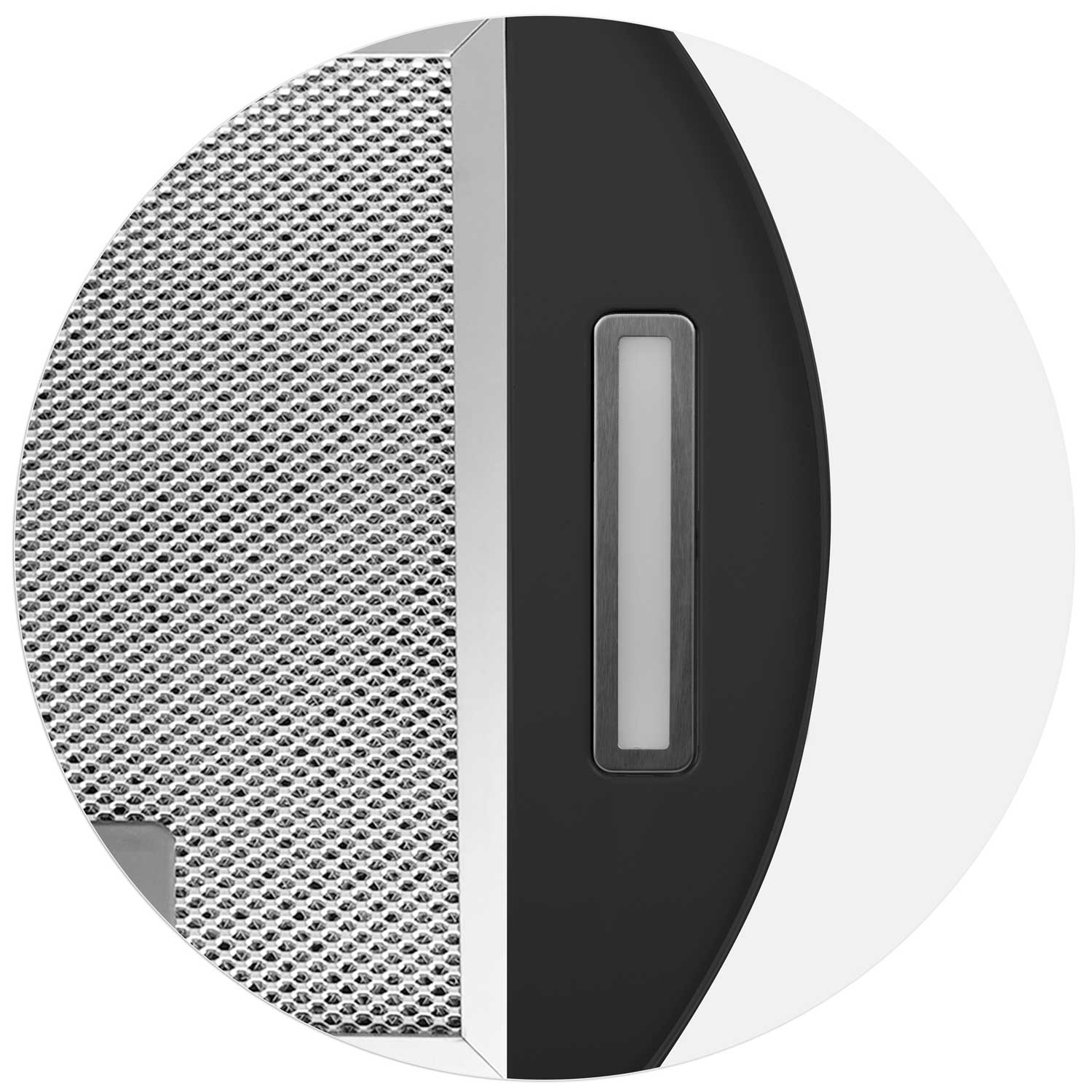 Zbliżenie filtra okapu. Lewa strona ma perforowany filtr metalowy. Prawa strona ma czarny panel z paskiem świetlnym.