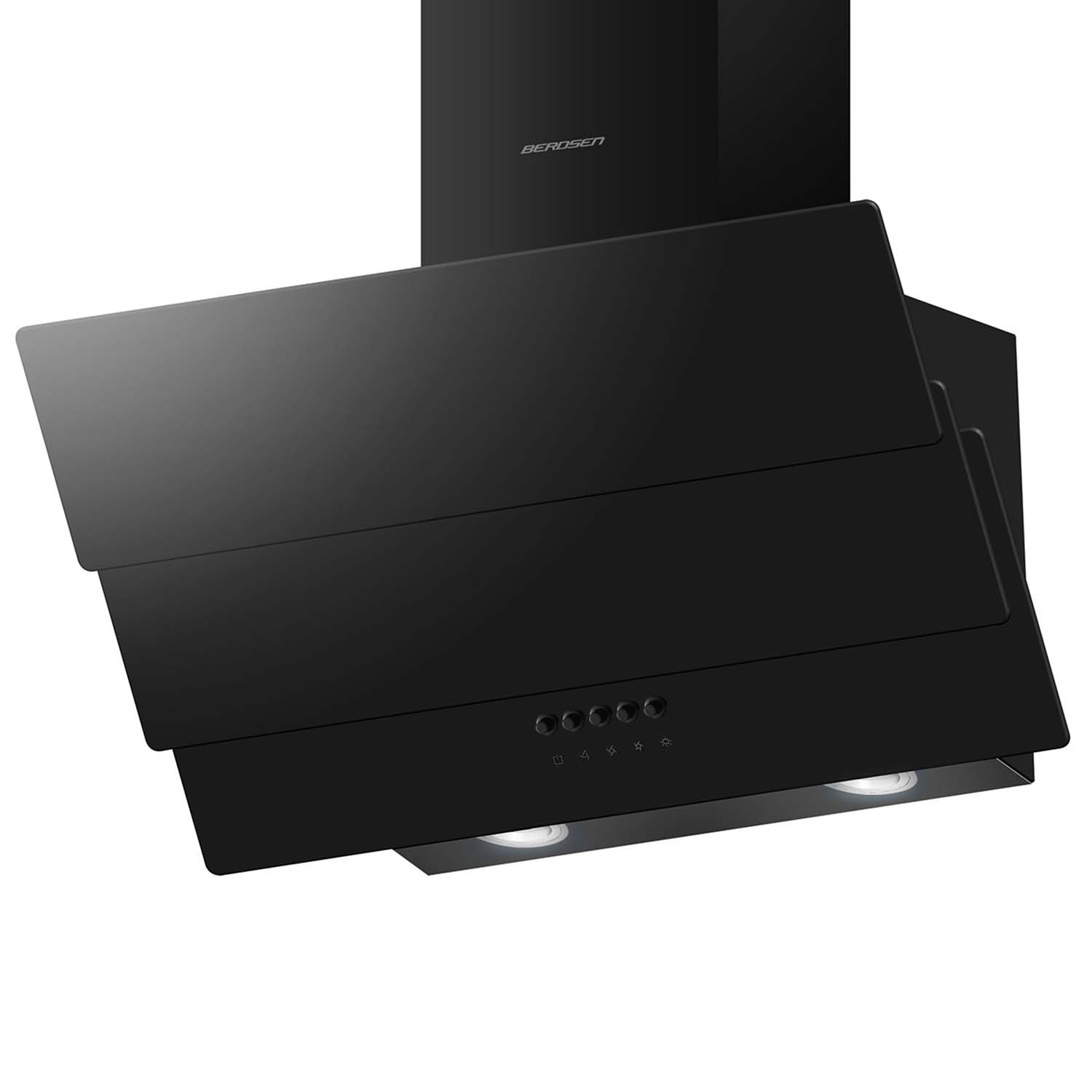 Czarny okap kuchenny BEROSEN. Widok pod kątem pokazuje światła, przyciski sterowania i nazwę marki. Elegancki, nowoczesny design, cały czarny.