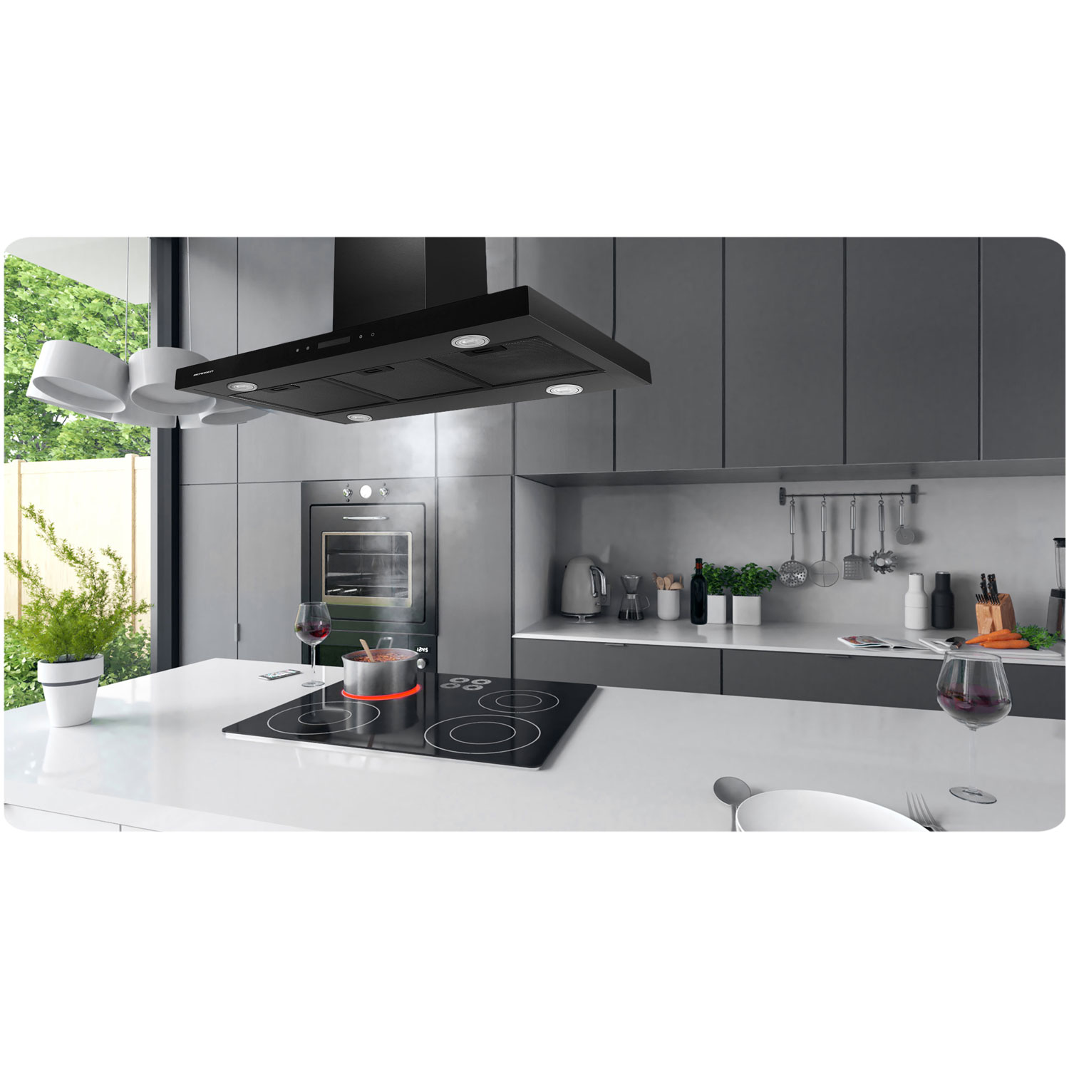 Nowoczesna kuchnia z czarnym okapem, garnkiem na kuchence i kieliszkiem wina. Jasne, białe blaty.