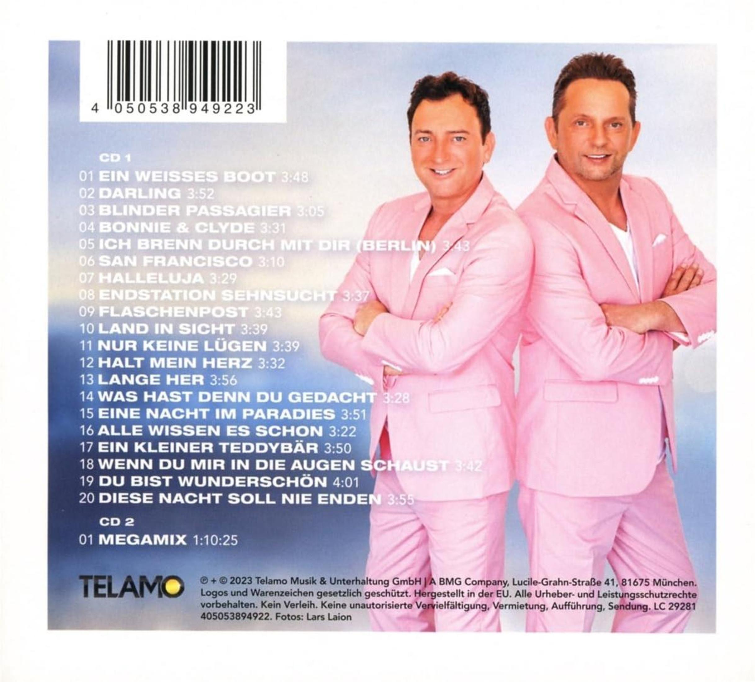 Zwei Männer in rosa Anzügen posieren auf einem CD-Cover. Der Text enthält eine Titelliste und Urheberrechtsinformationen.