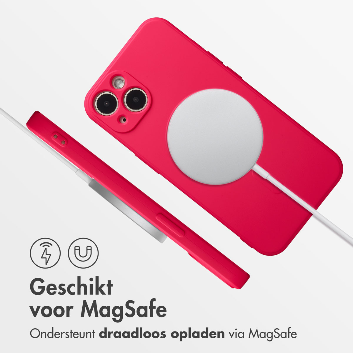 Un étui de téléphone rouge avec un chargeur MagSafe blanc. L'étui et le chargeur sont sur une surface blanche. Texte : 'Geschikt voor MagSafe'.