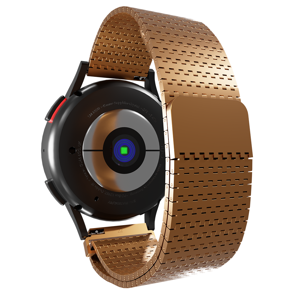 Eine goldene Smartwatch mit schwarzem Zifferblatt. Sie hat ein goldenes Armband, und die Rückseite zeigt Details und Sensoren.